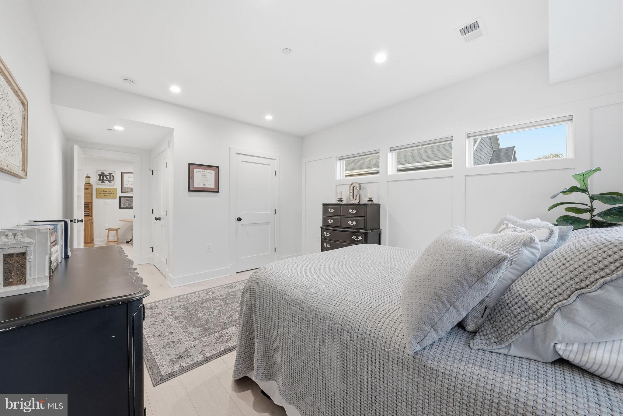 ARUNDEL ON THE BAY - Residential