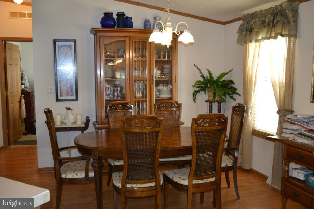 MEADOWS OF CHANTILLY - Residential