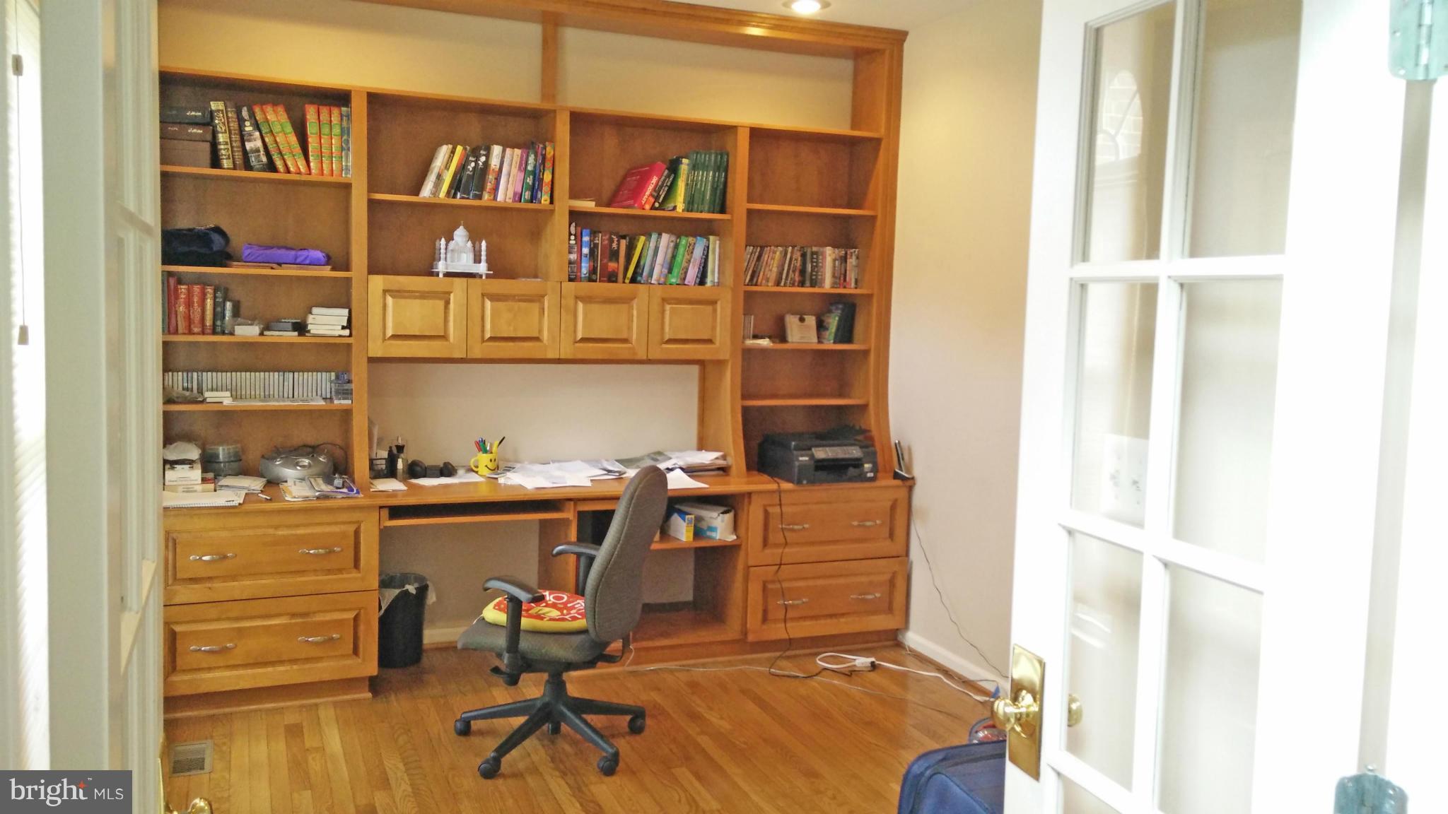 RIDGEGATE WOODS - Residential Lease