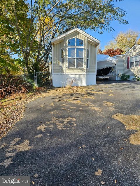 243 NAHMA LANE GLEN 9 EARLEVILLE MD 21919