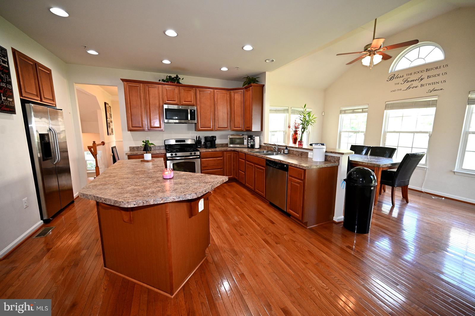 2956 KINCAID DRIVE