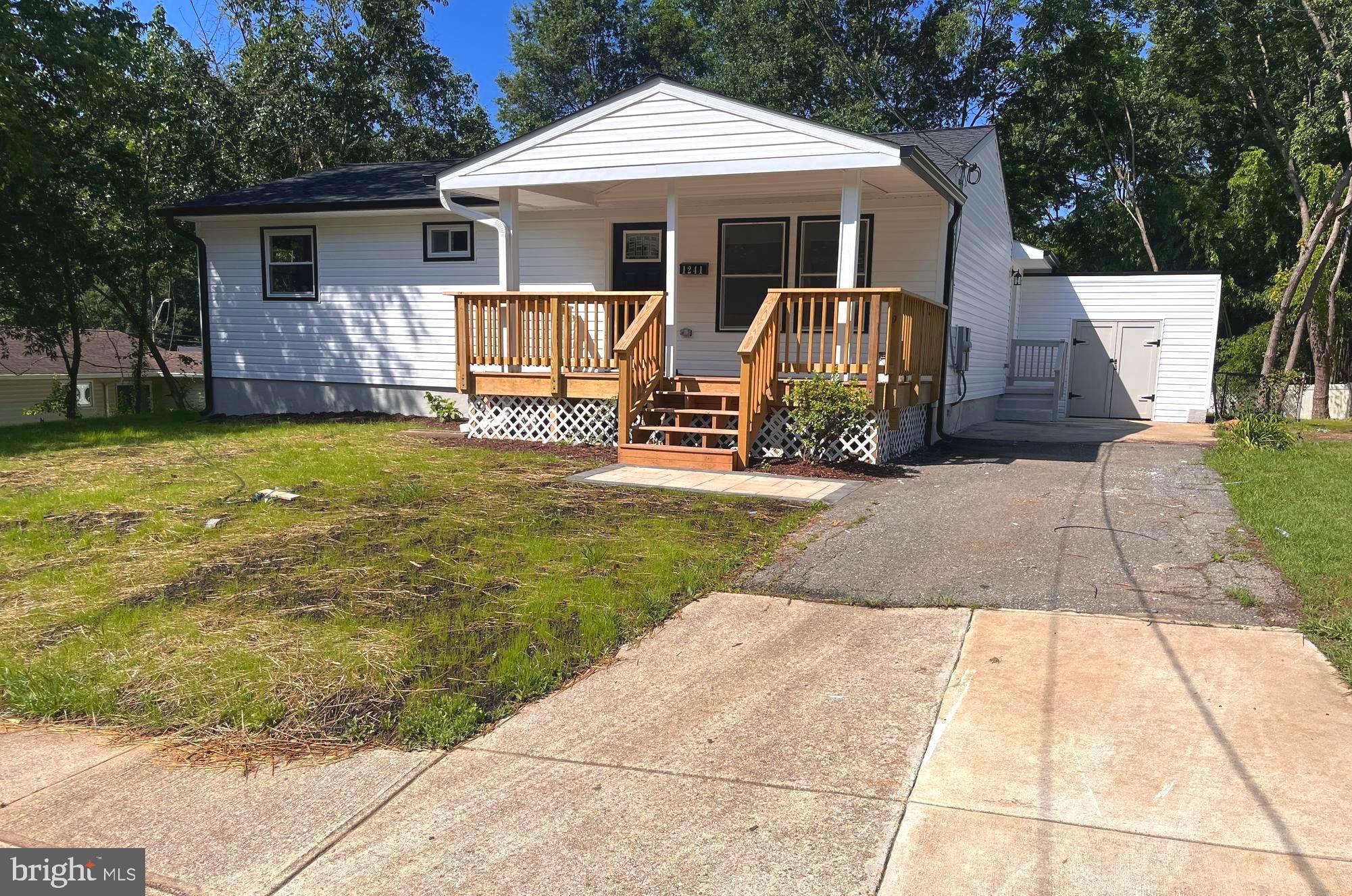 1241 ROUNDTOP ROAD
