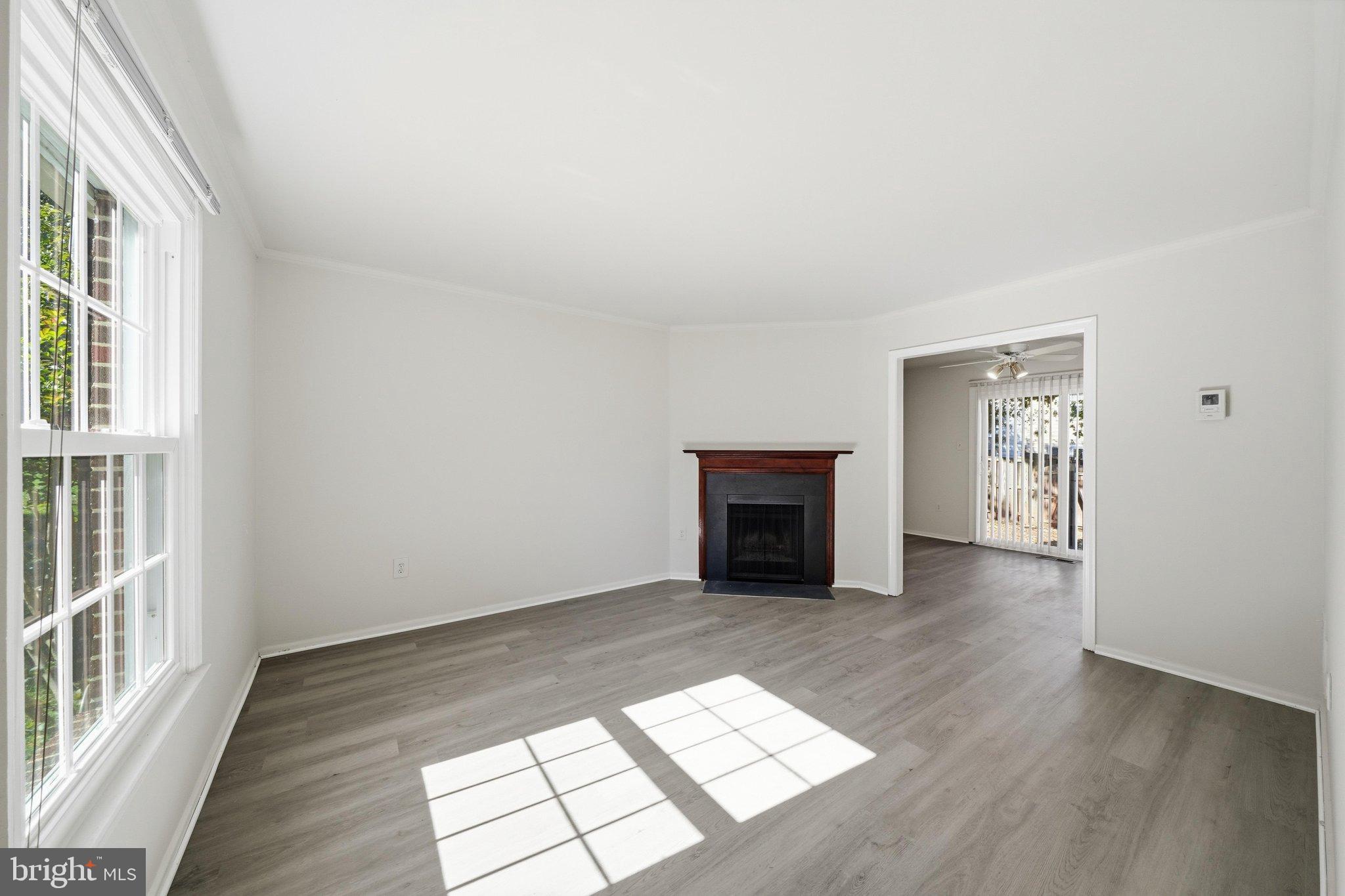 6 KIRKFIELD COURT