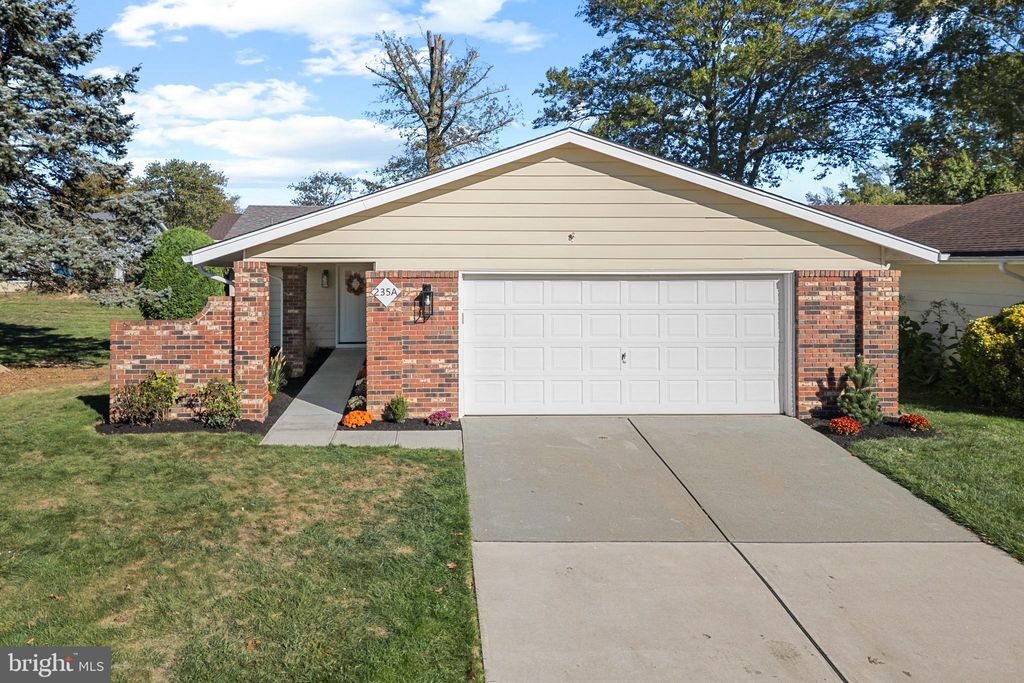 Photo of 235 - A Vernon Road, MONROE TOWNSHIP, NJ 08831 (MLS # NJMX2010648)