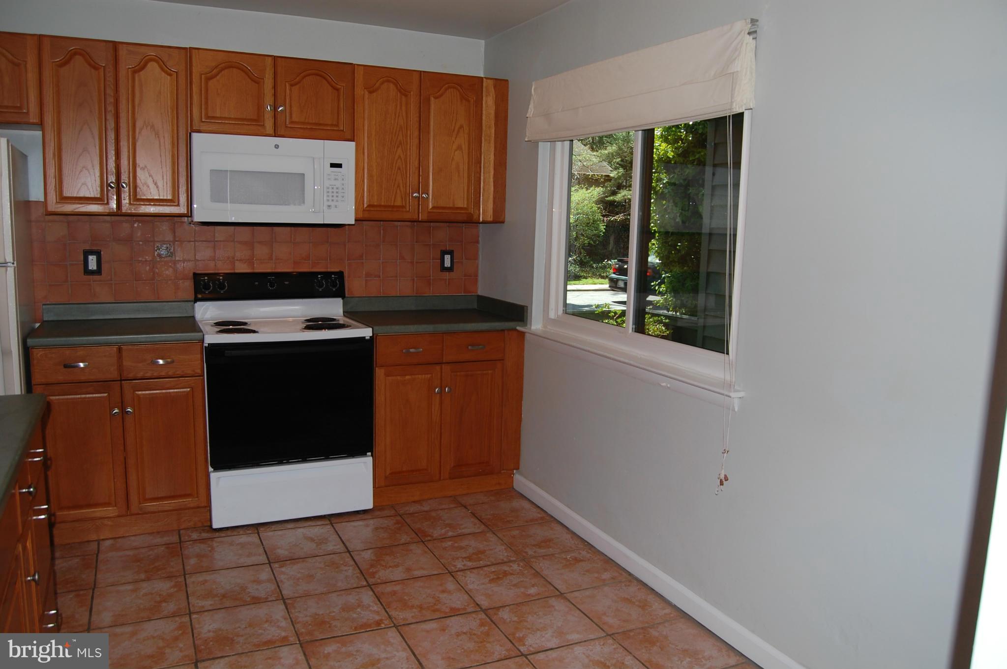 CEDAR RIDGE - Residential Lease