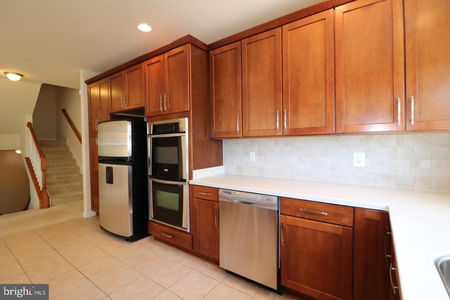 EAST MARKET AT FAIR LAKE - Residential Lease