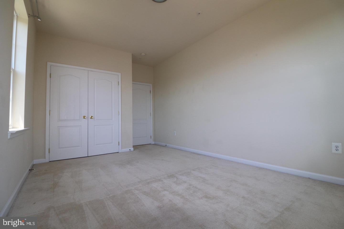 EAST MARKET AT FAIR LAKE - Residential Lease