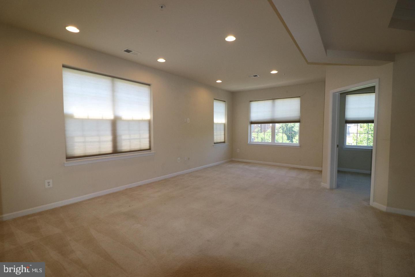 EAST MARKET AT FAIR LAKE - Residential Lease