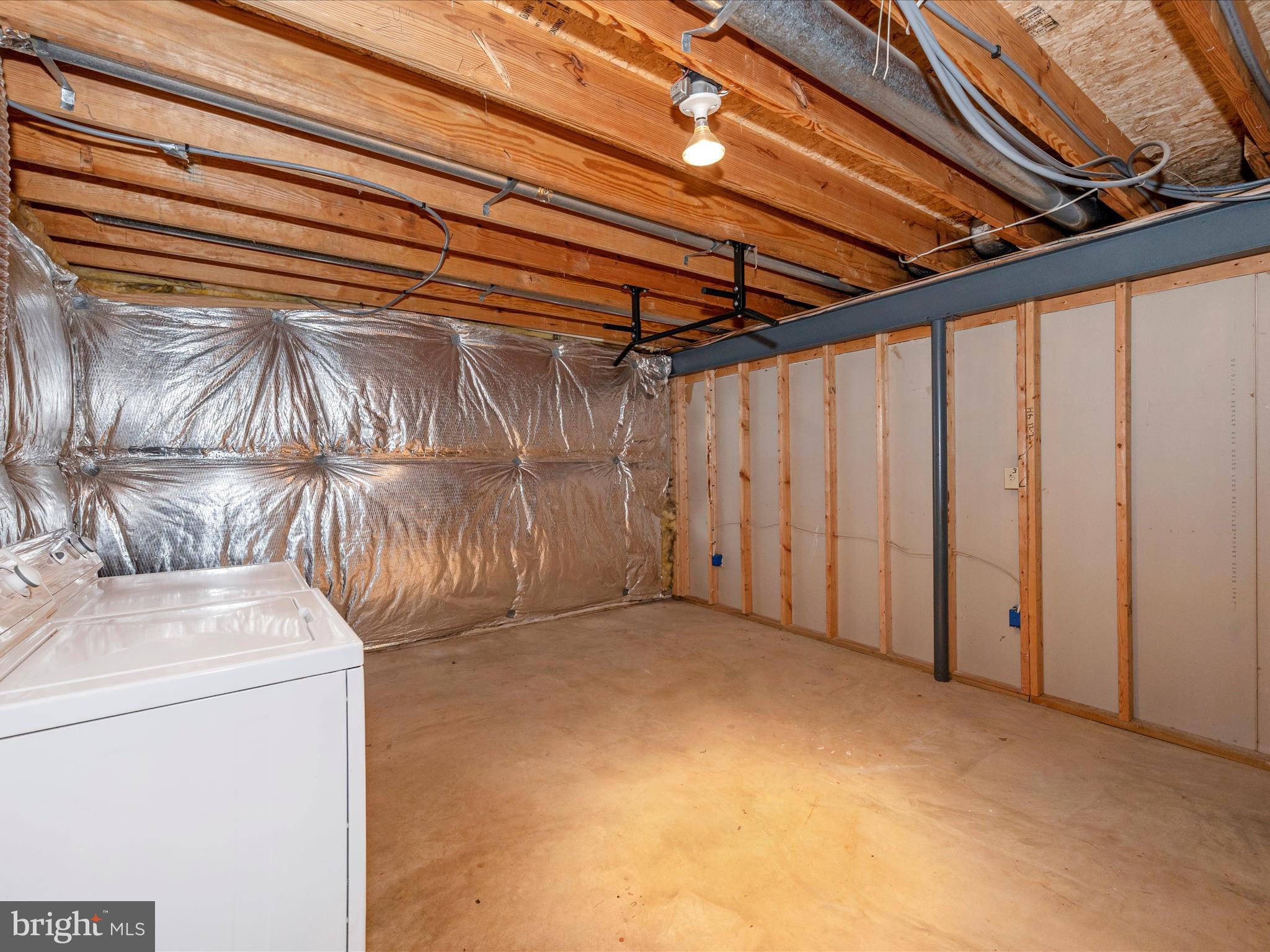 ROBIN MEADOWS - Residential