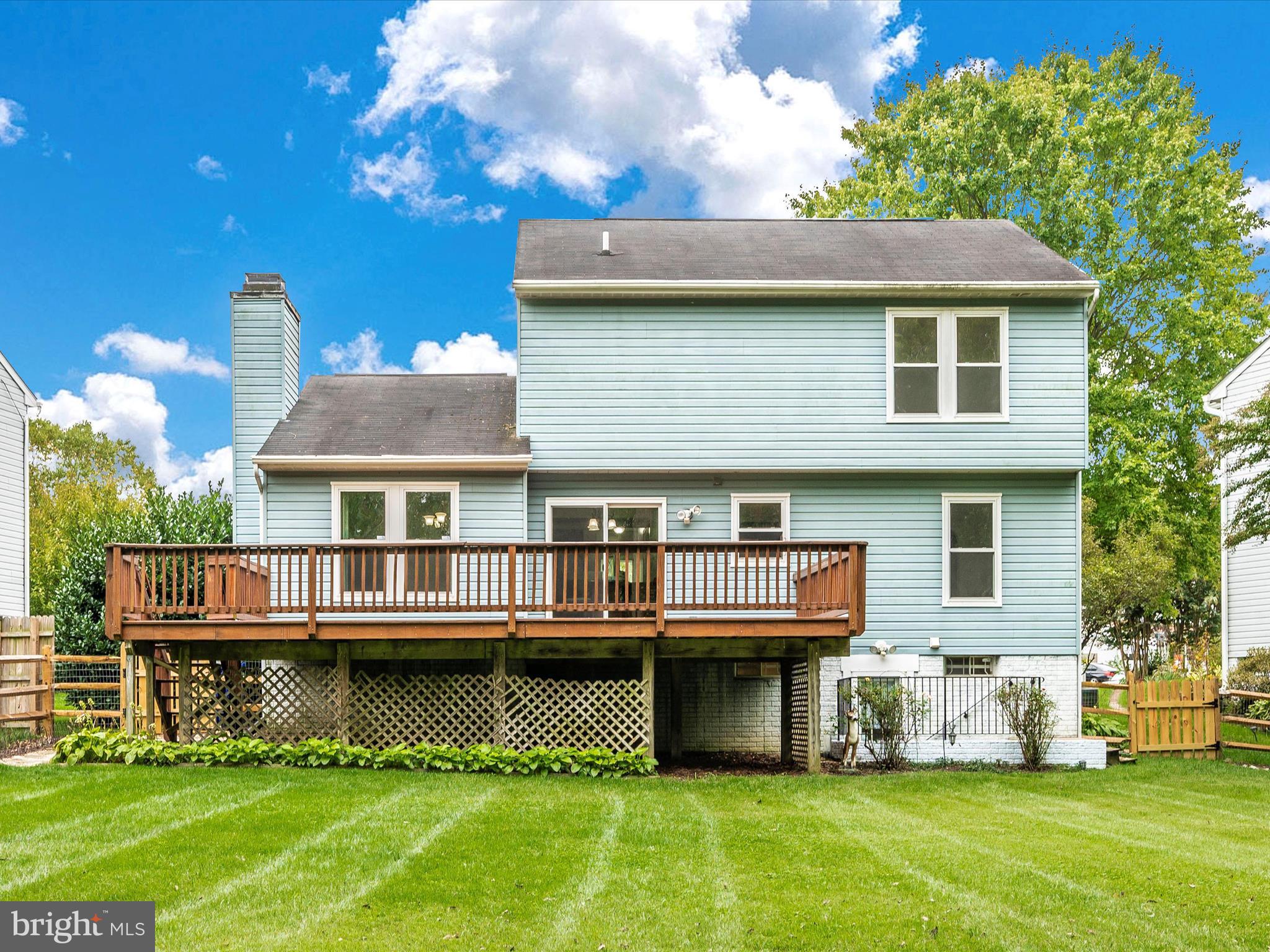 ROBIN MEADOWS - Residential