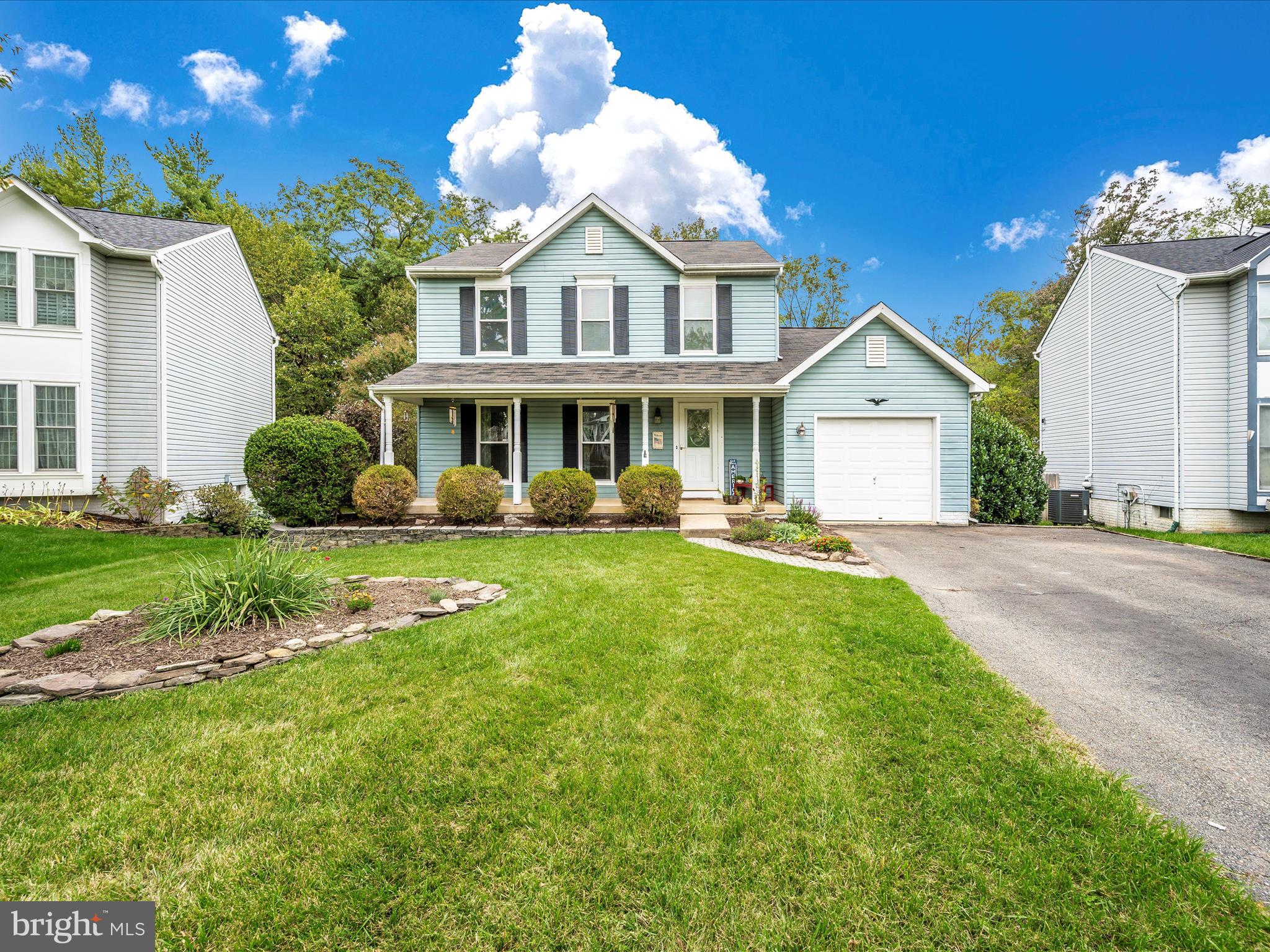 ROBIN MEADOWS - Residential