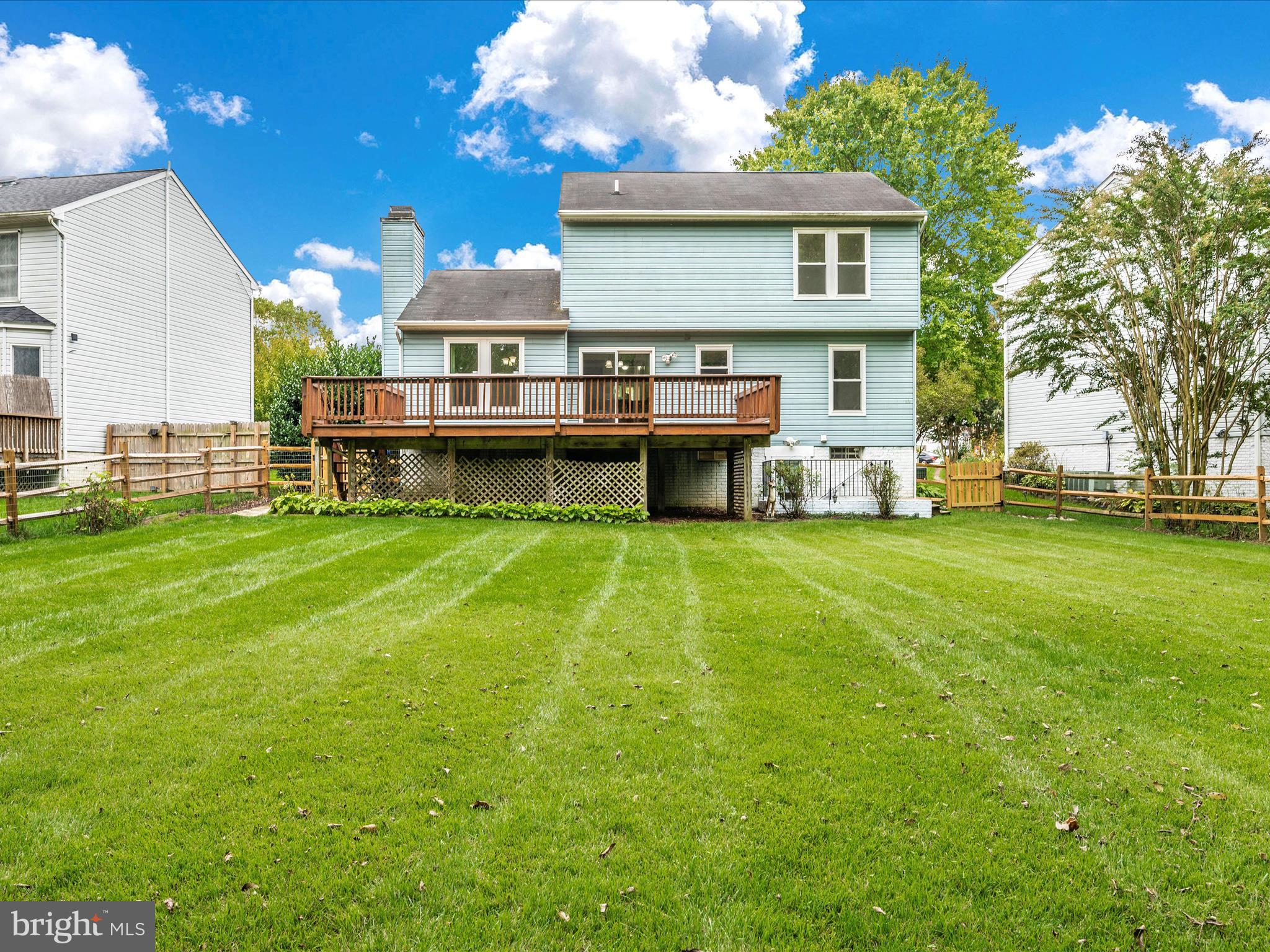 ROBIN MEADOWS - Residential