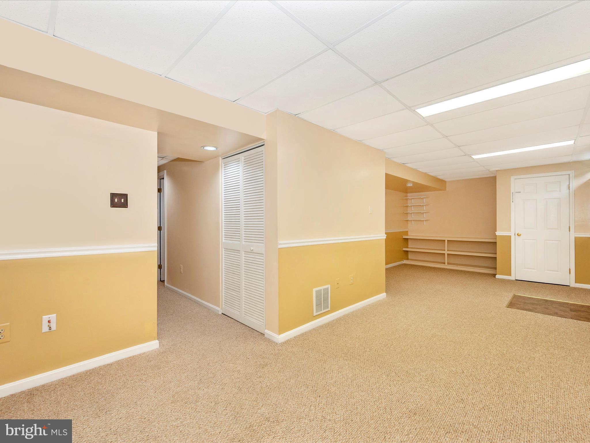 ROBIN MEADOWS - Residential