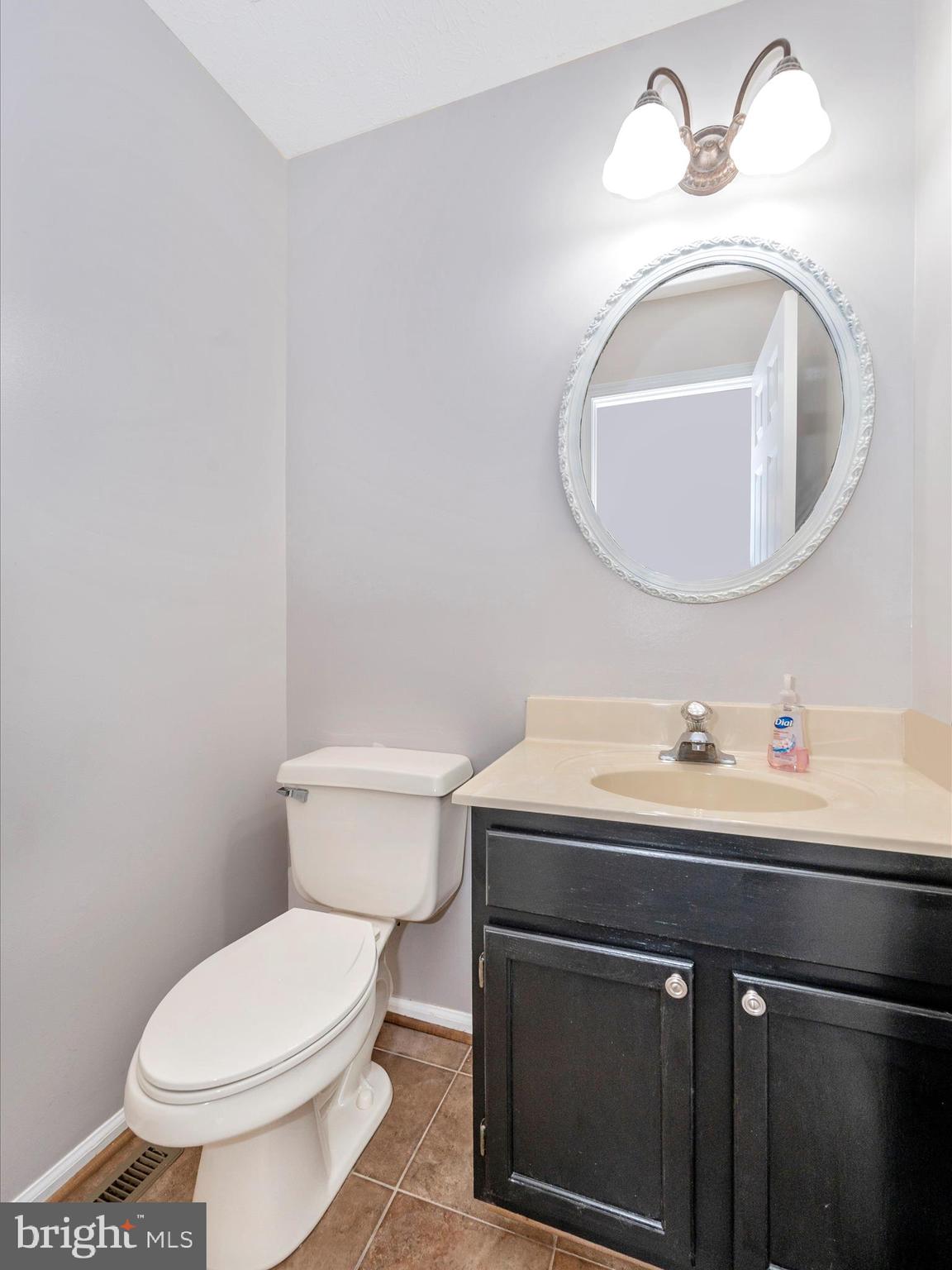 ROBIN MEADOWS - Residential