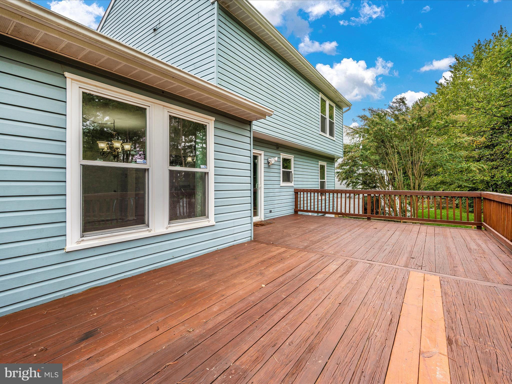 ROBIN MEADOWS - Residential