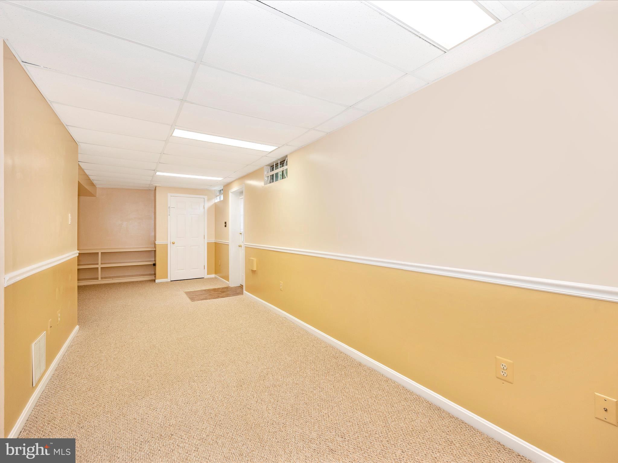 ROBIN MEADOWS - Residential