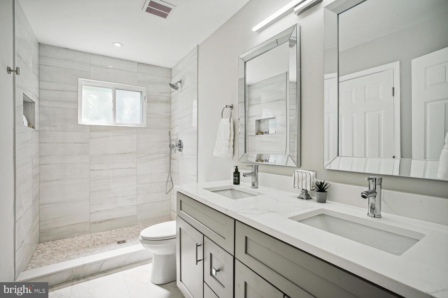 GREENWAY HILLS - Residential