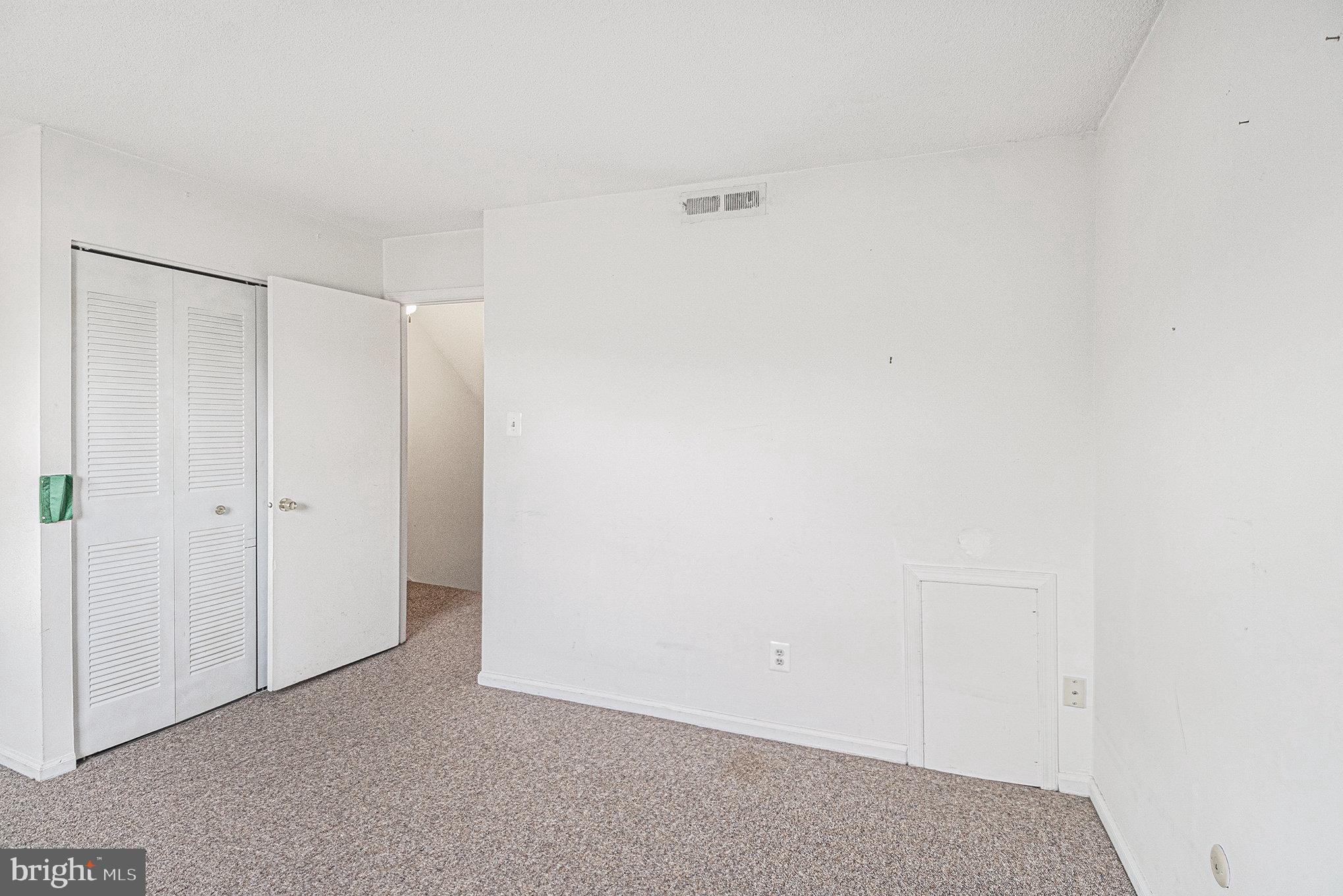 CHATHAM VIL OF TOW - Residential