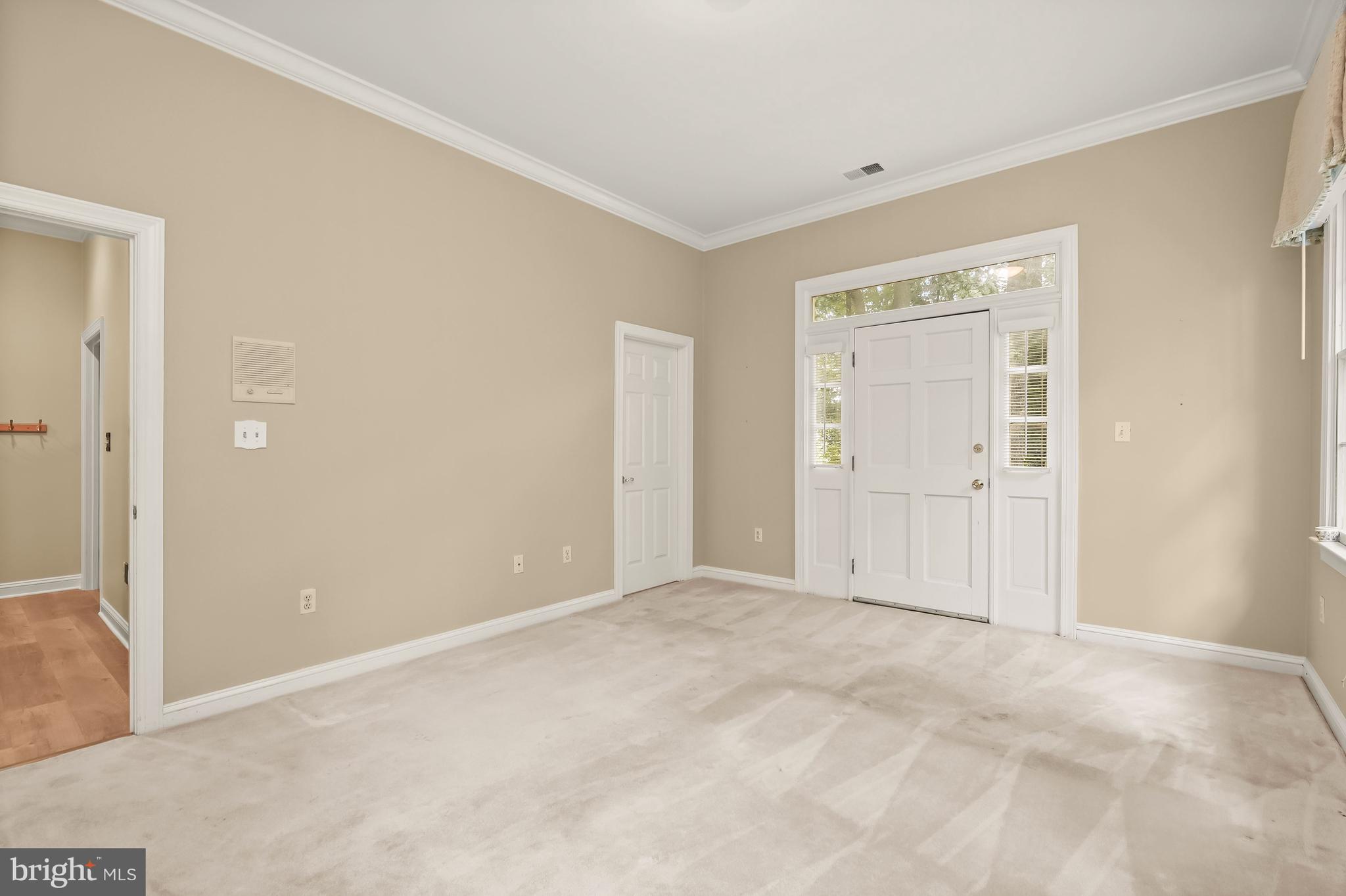 TWELVE HILLS - Residential