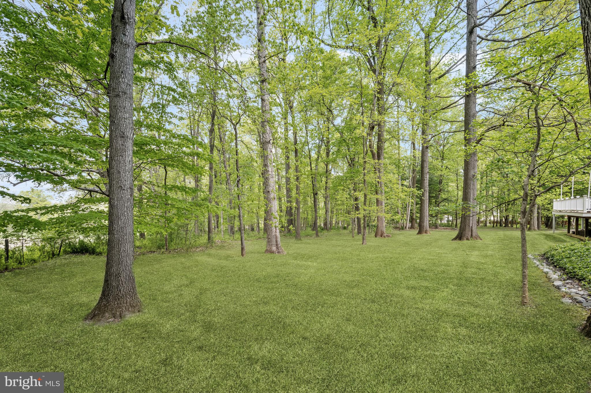 TWELVE HILLS - Residential