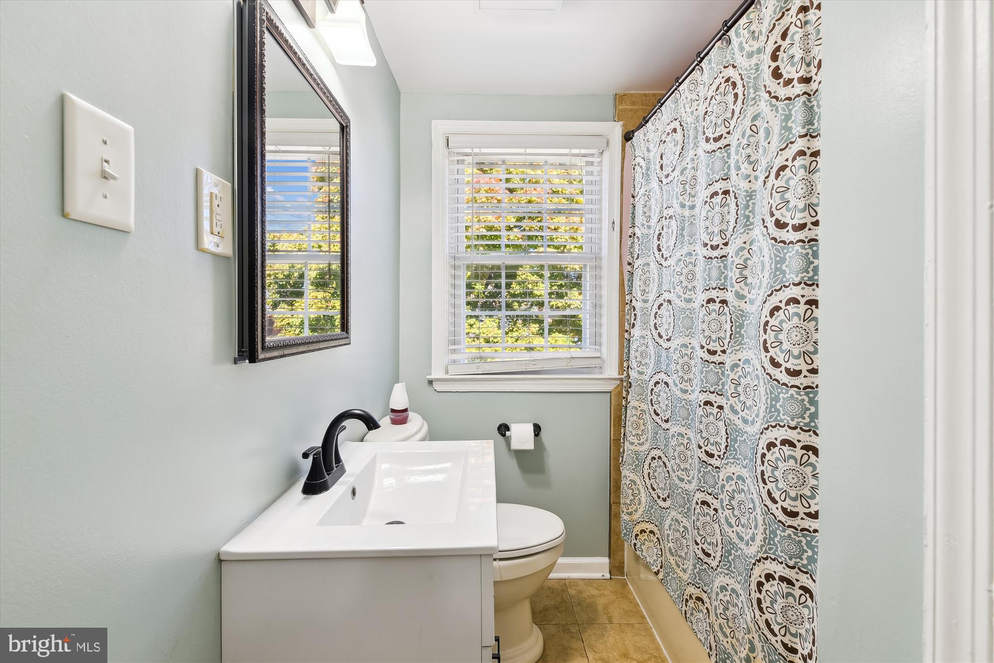 KNETTISHALL - Residential