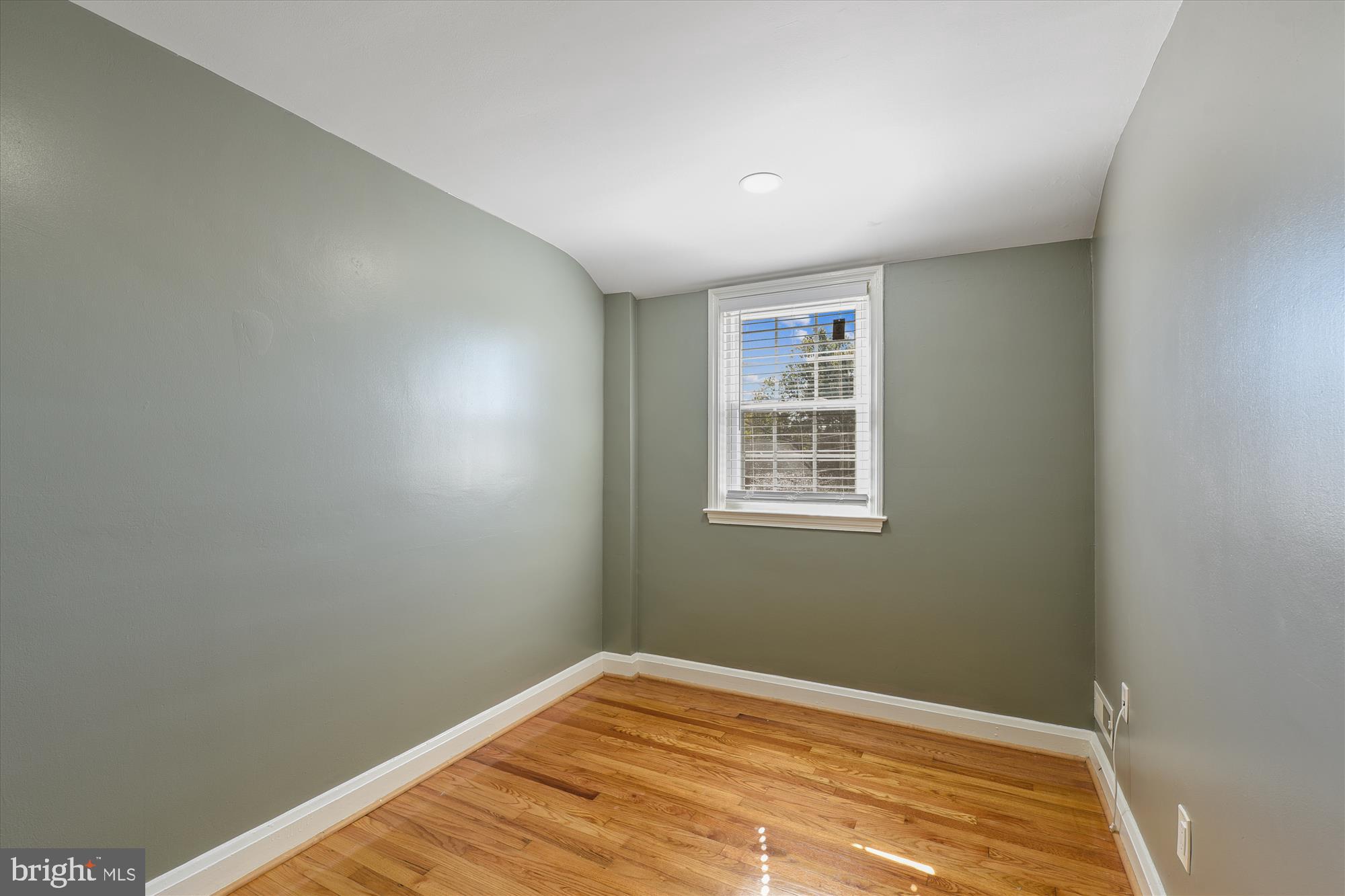 KNETTISHALL - Residential