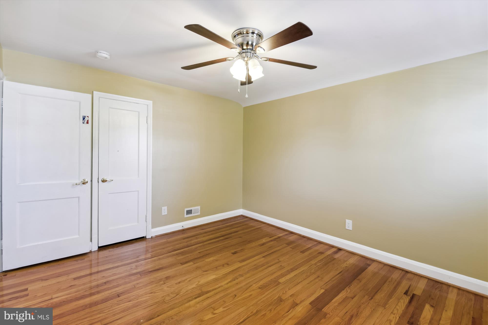 KNETTISHALL - Residential