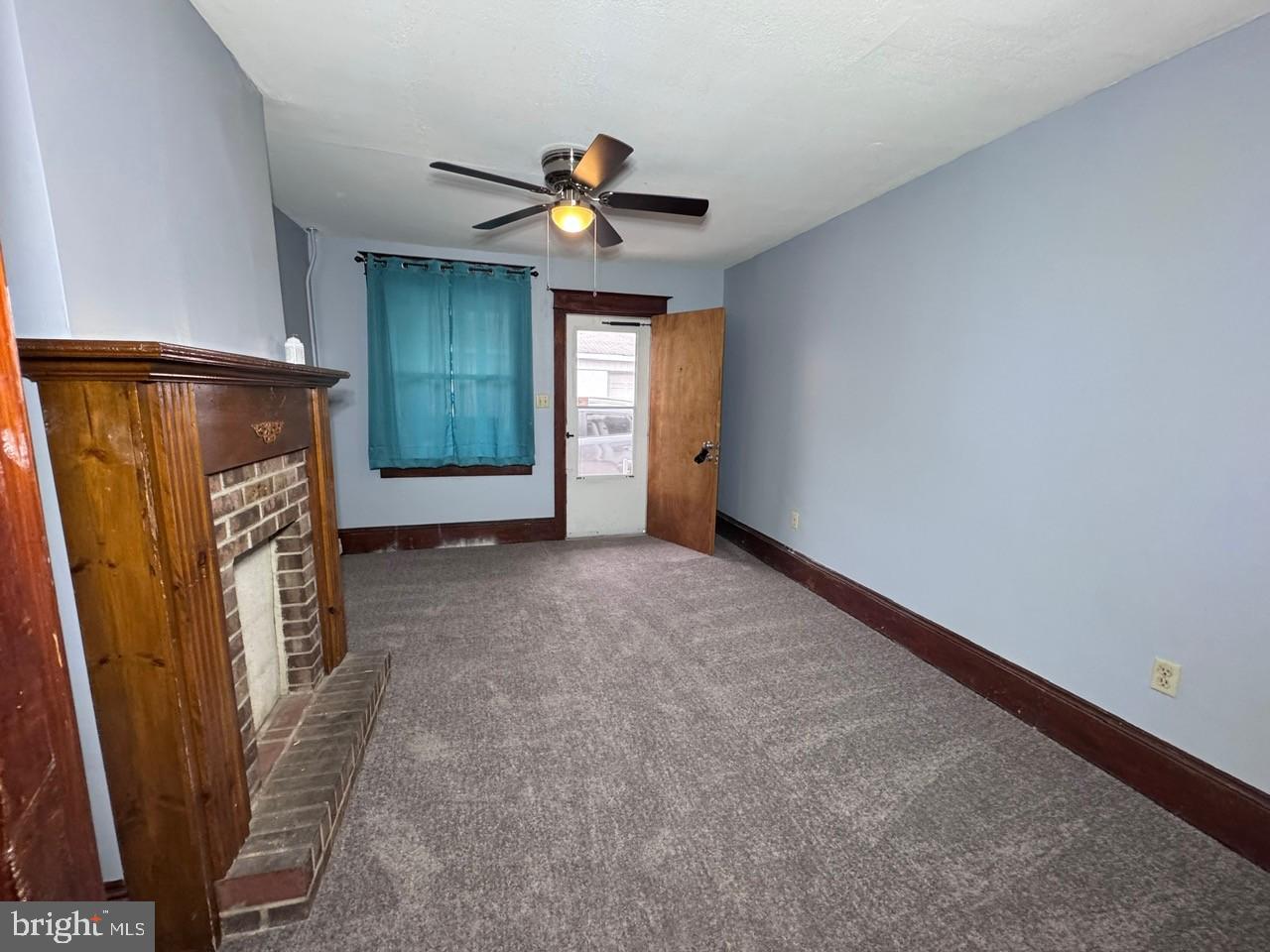 325 NEW CASTLE STREET