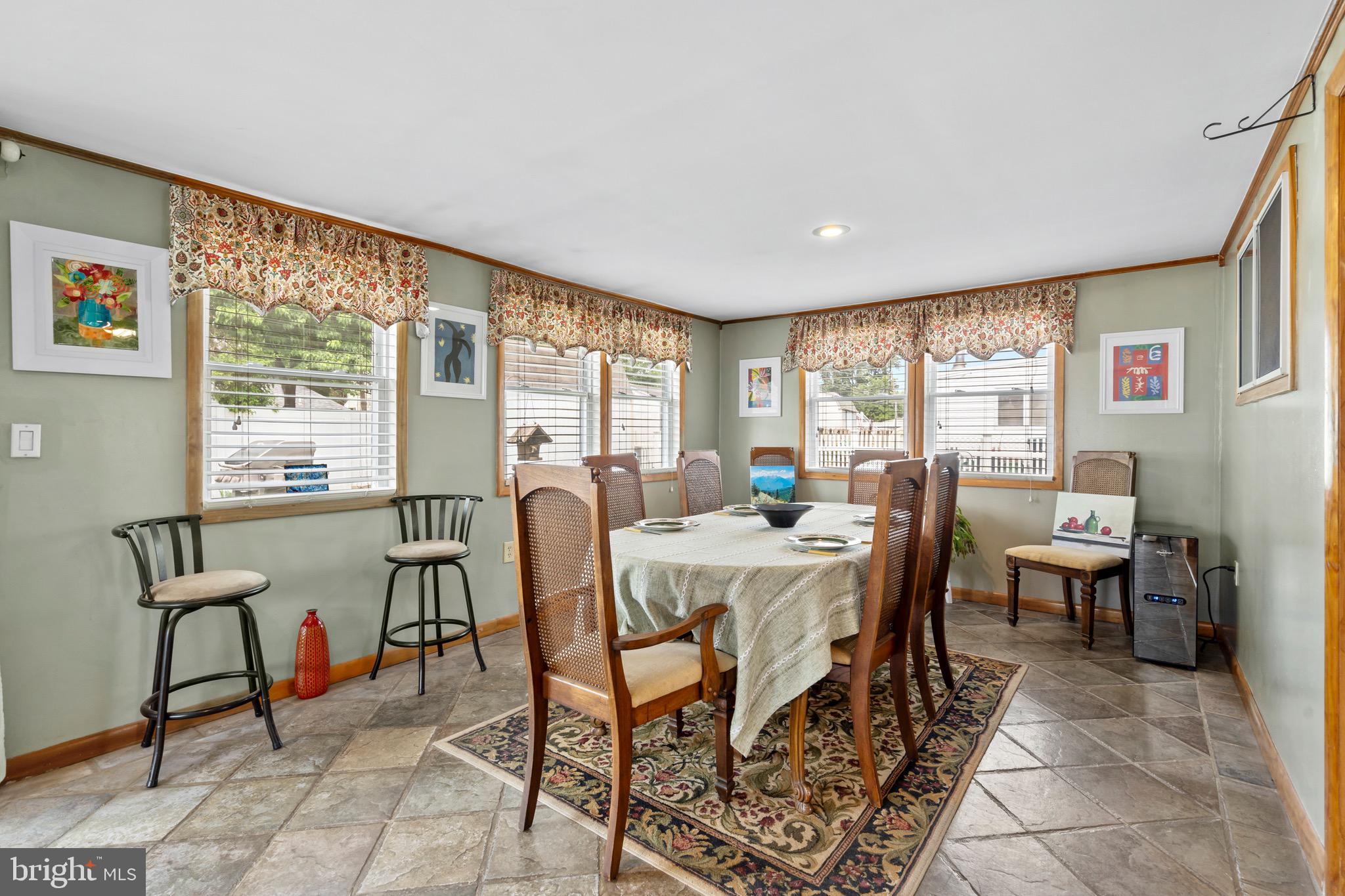 7 MISTY PINE ROAD