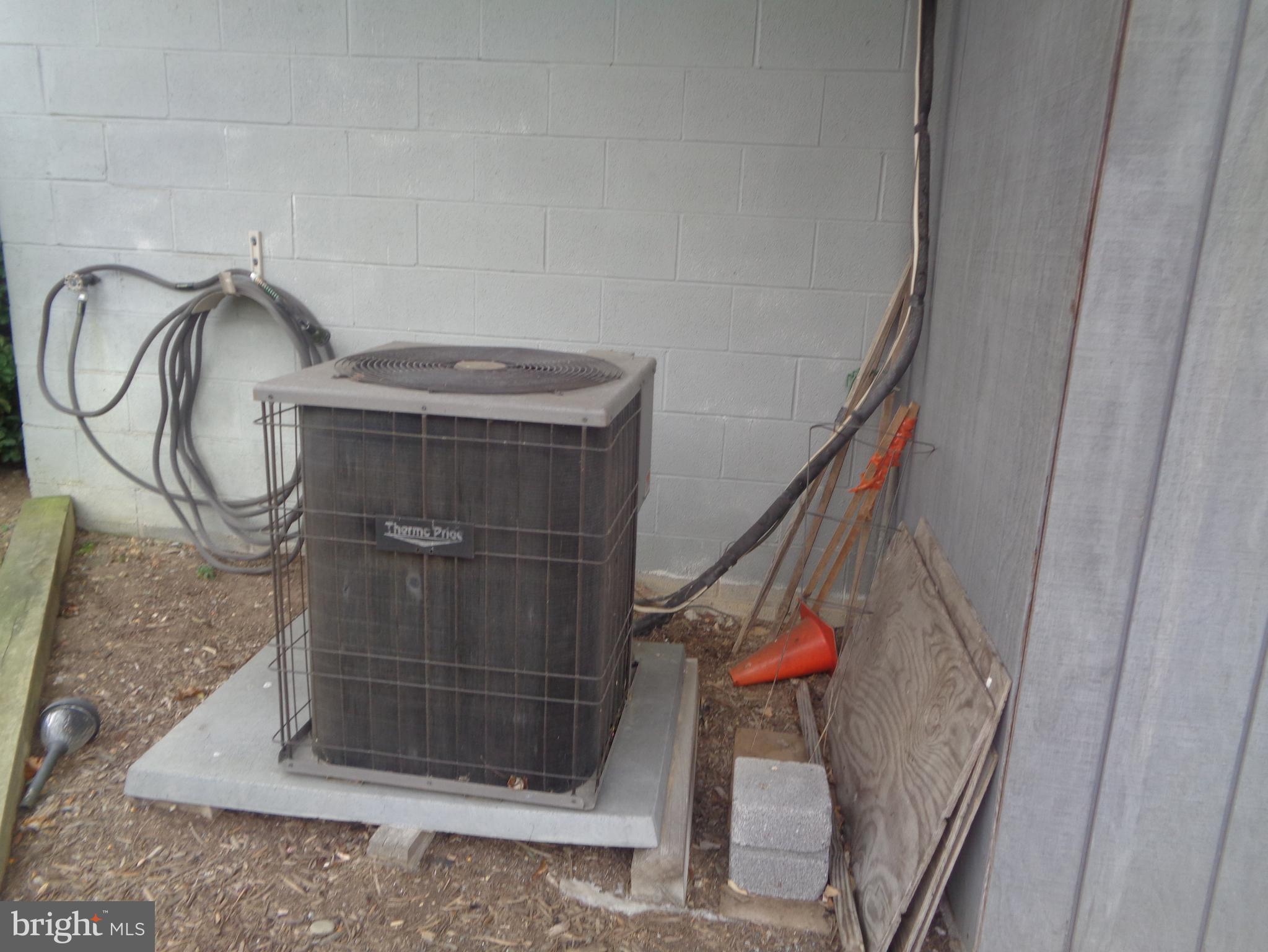 MCVEYTOWN - Residential