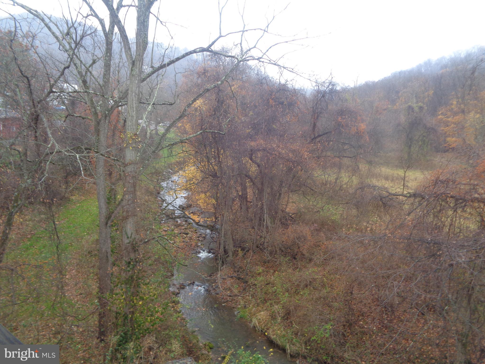 MCVEYTOWN - Residential