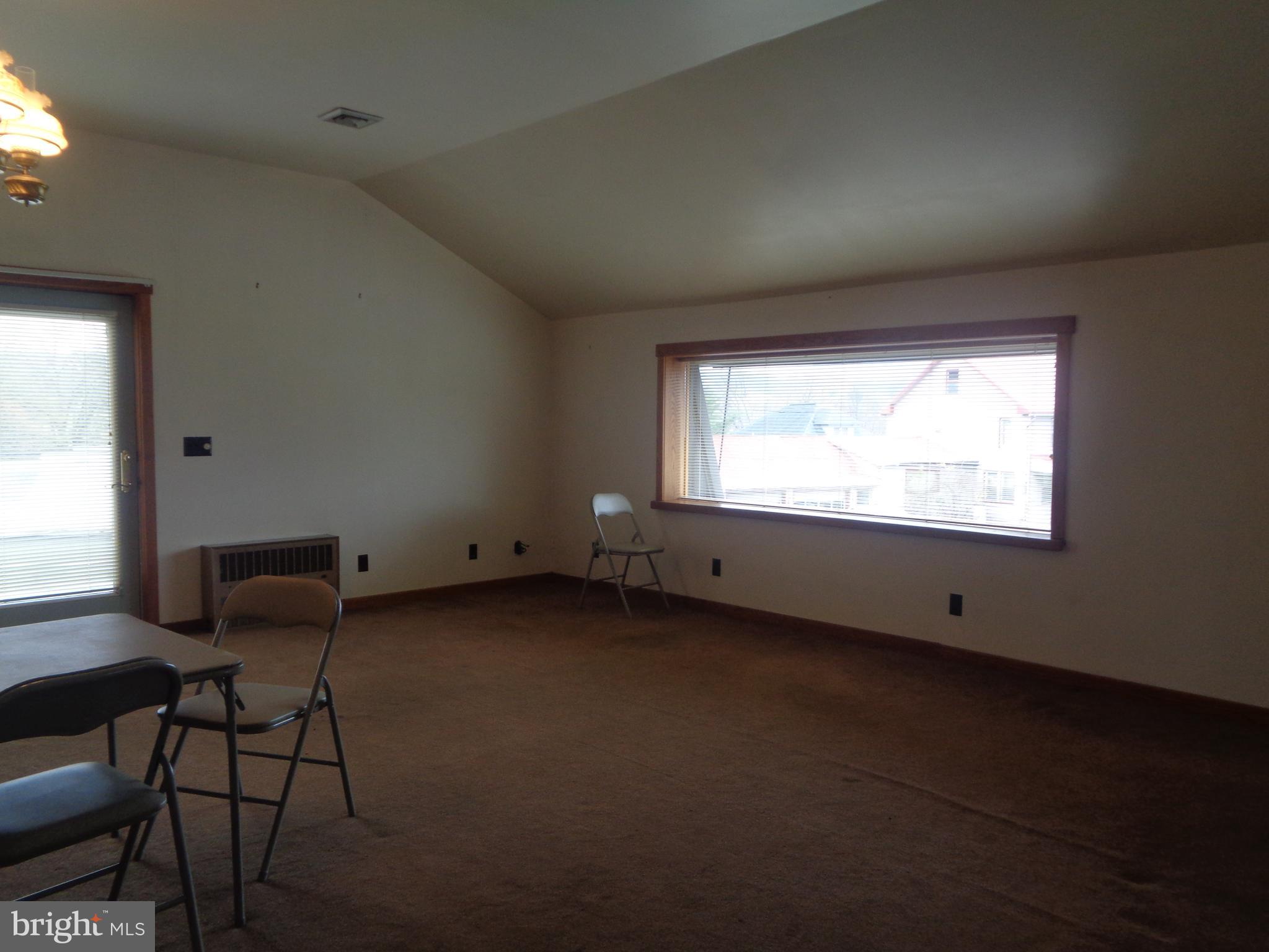 MCVEYTOWN - Residential