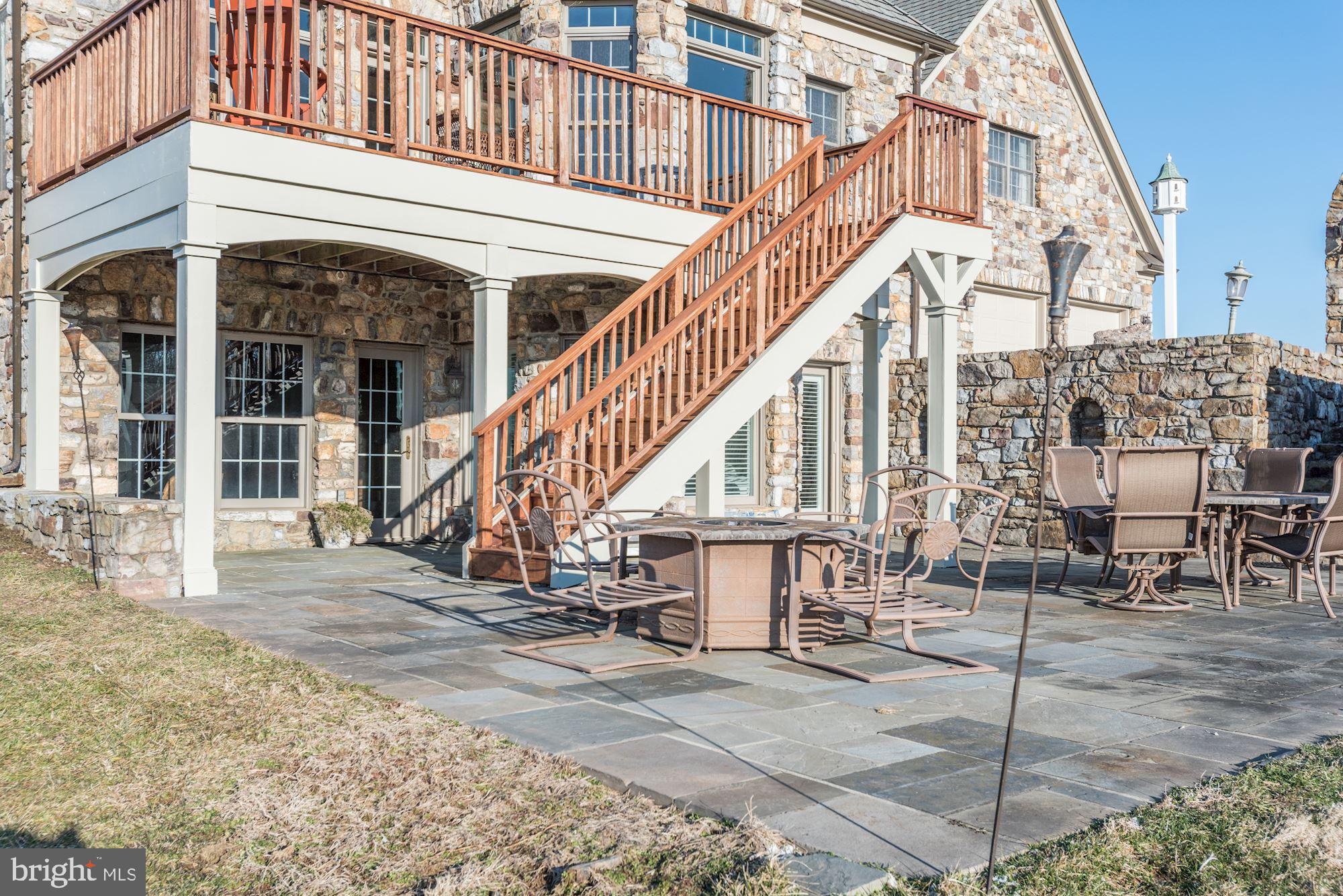 BIG SPRING FARM - Residential