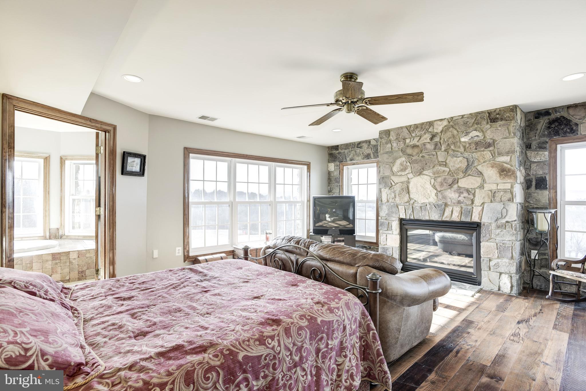 BIG SPRING FARM - Residential