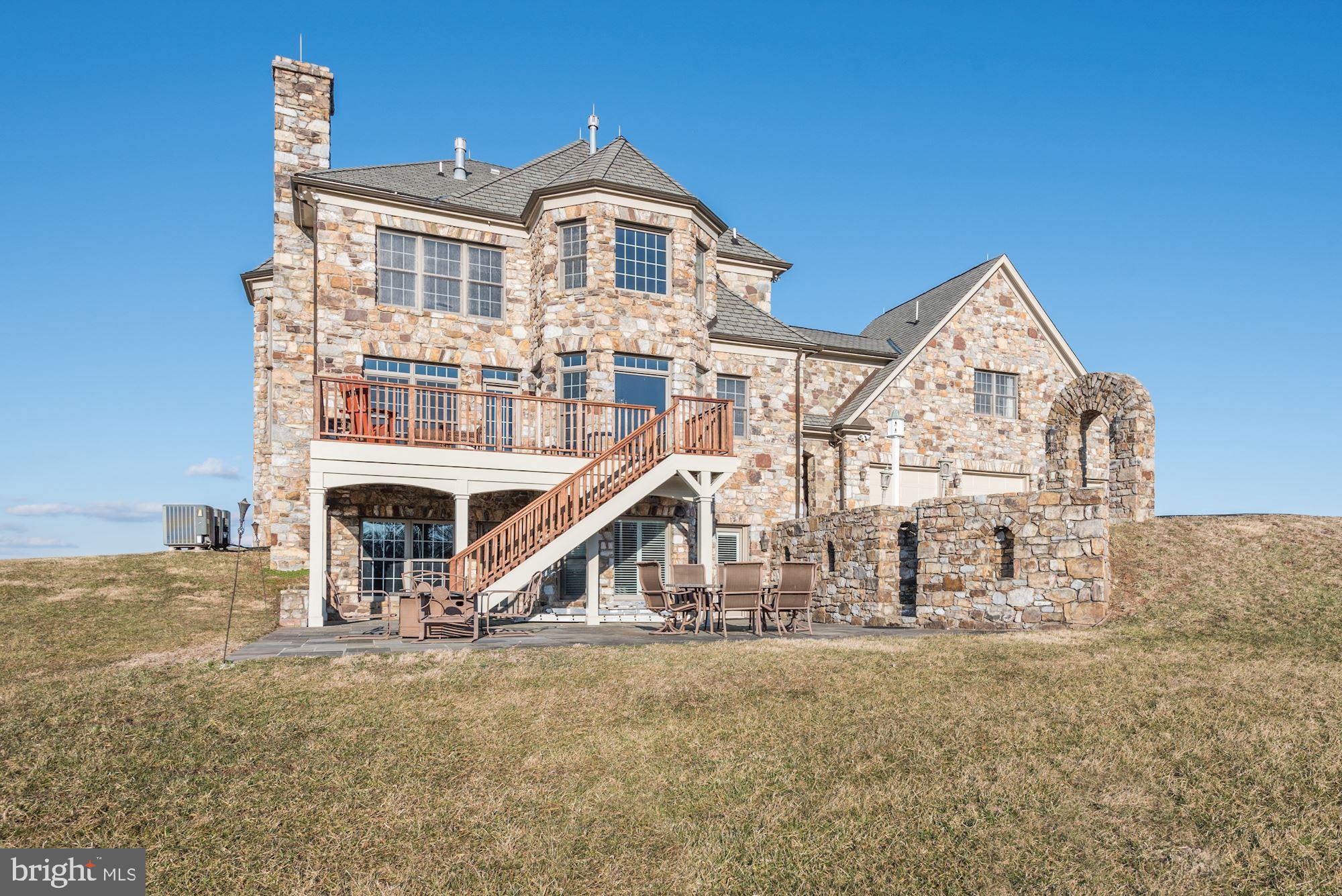 BIG SPRING FARM - Residential