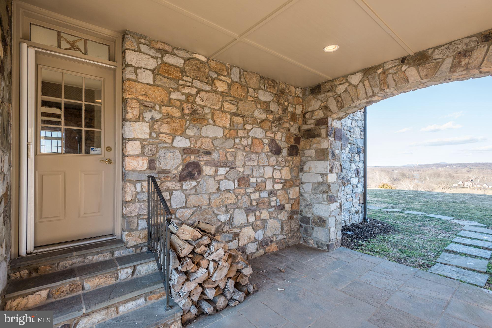 BIG SPRING FARM - Residential