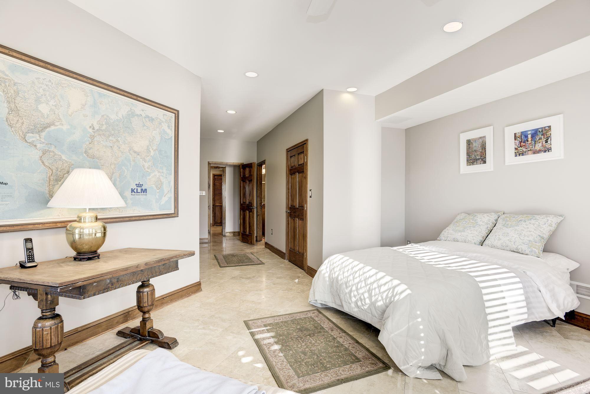 BIG SPRING FARM - Residential