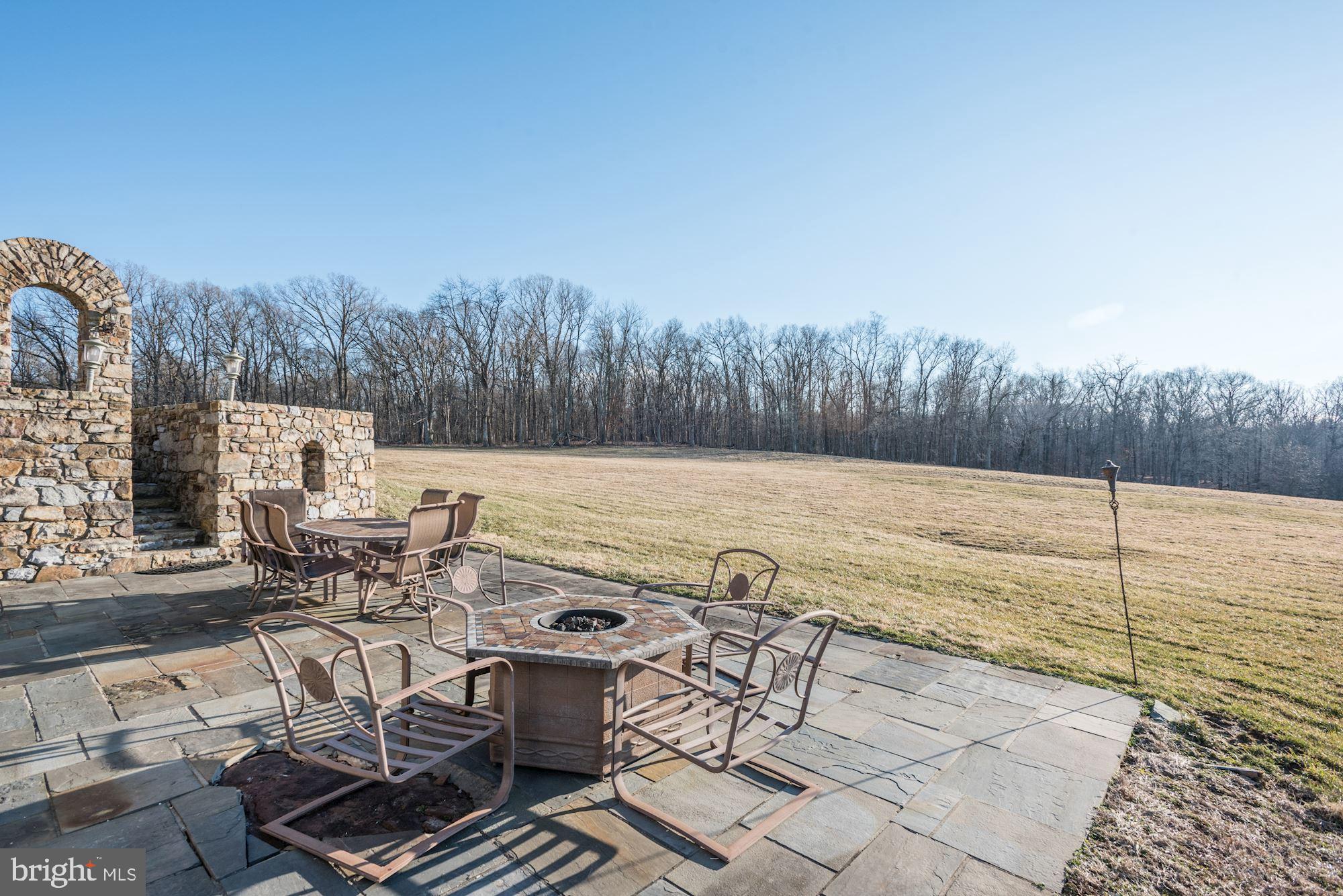 BIG SPRING FARM - Residential