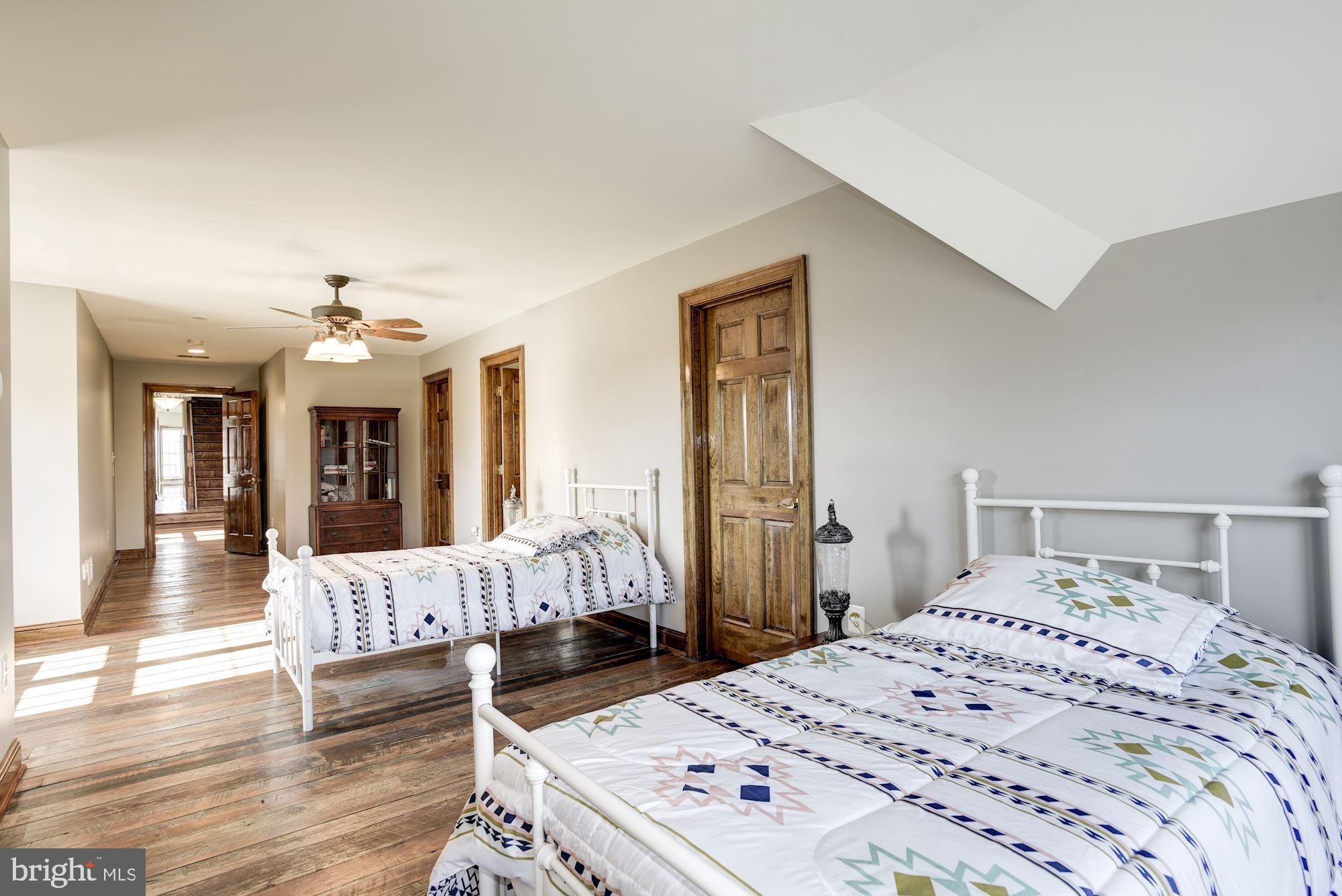 BIG SPRING FARM - Residential