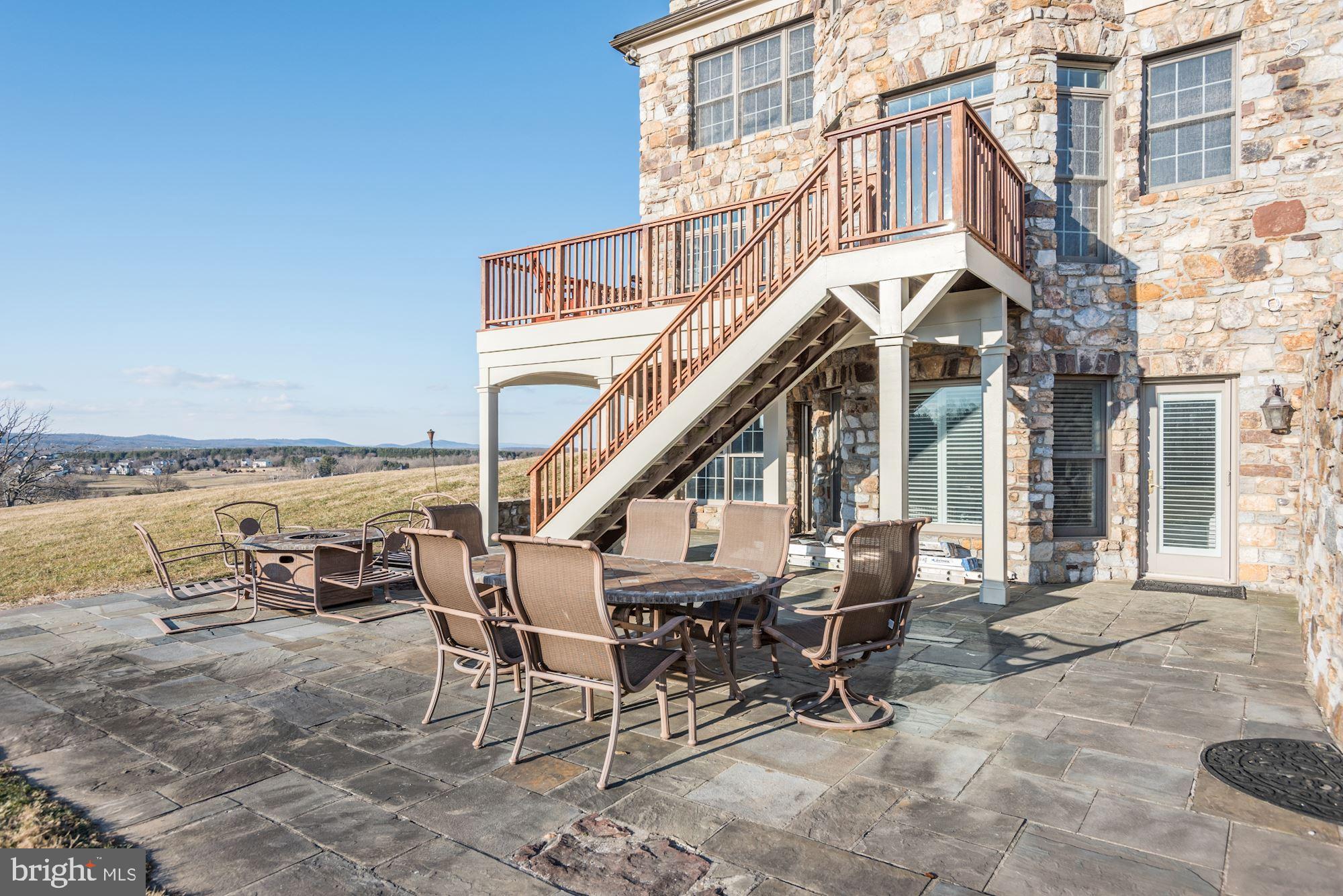 BIG SPRING FARM - Residential