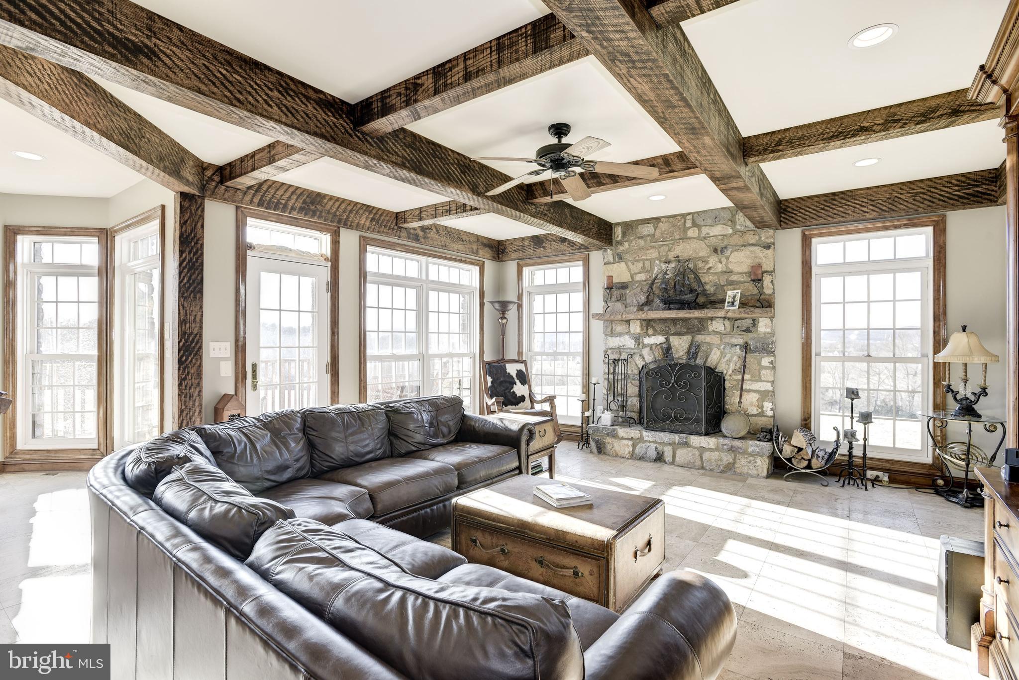 BIG SPRING FARM - Residential