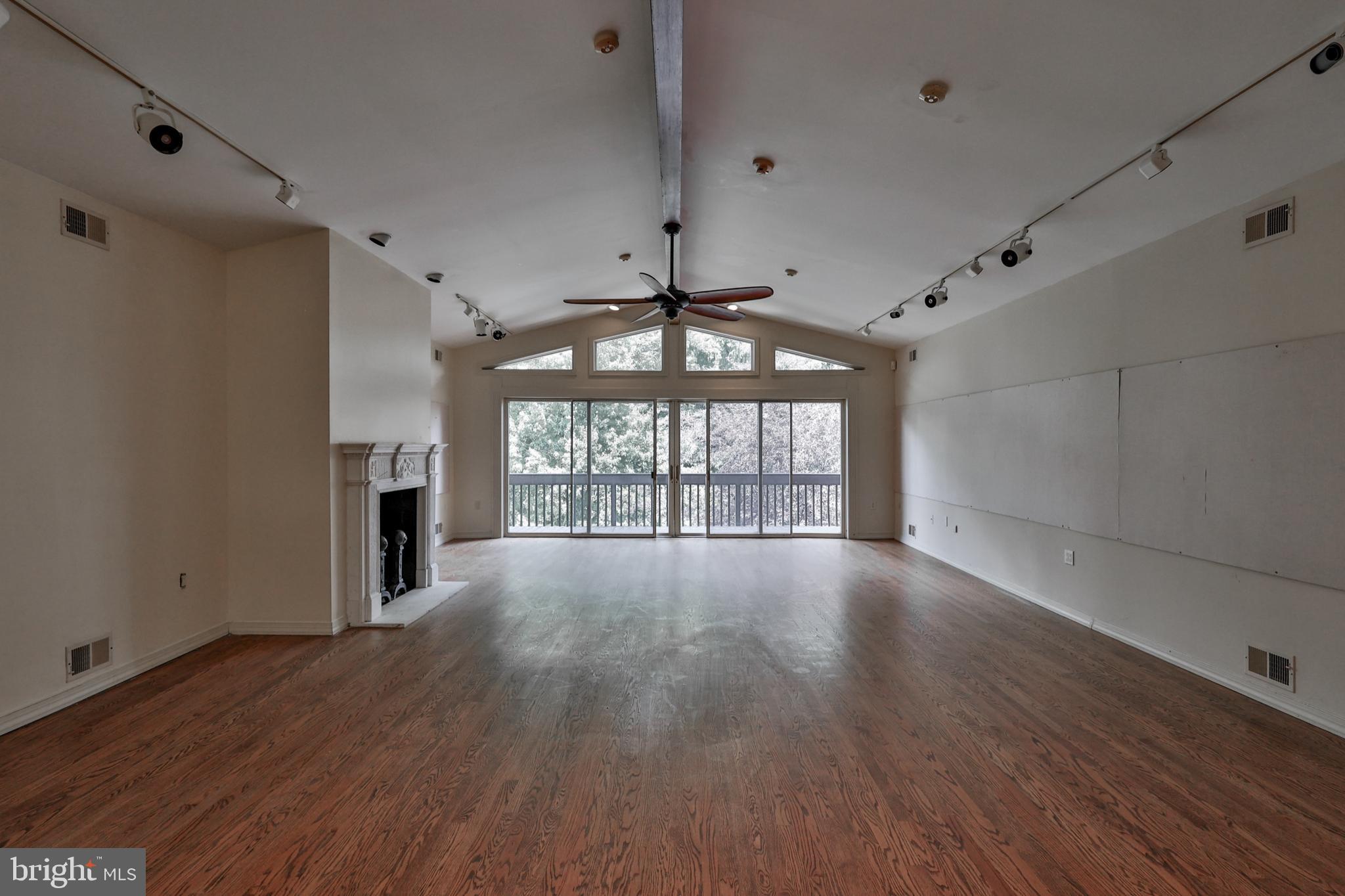 ROBIN HOOD - Residential