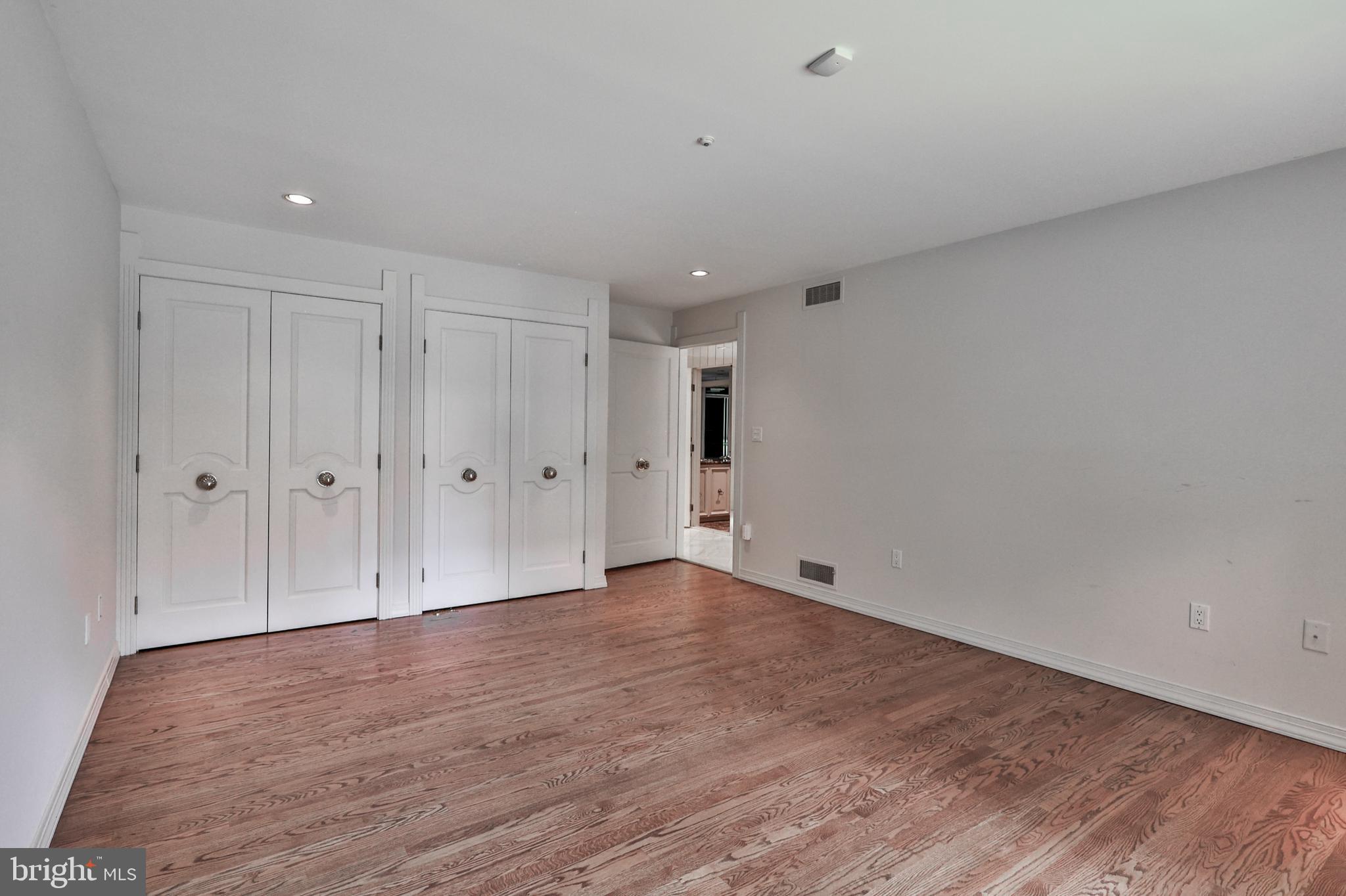 ROBIN HOOD - Residential