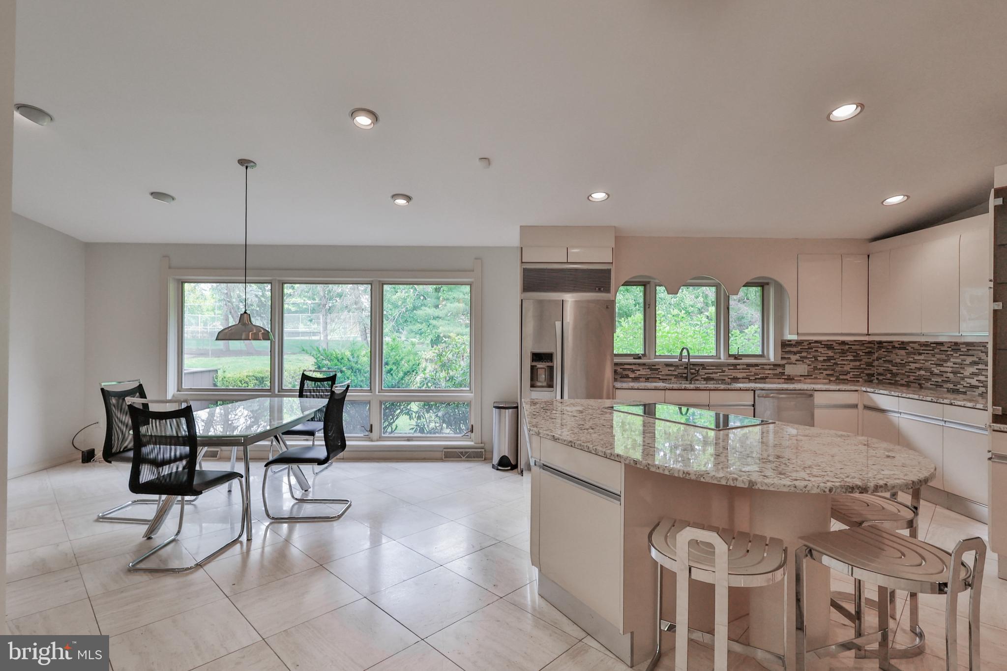 ROBIN HOOD - Residential