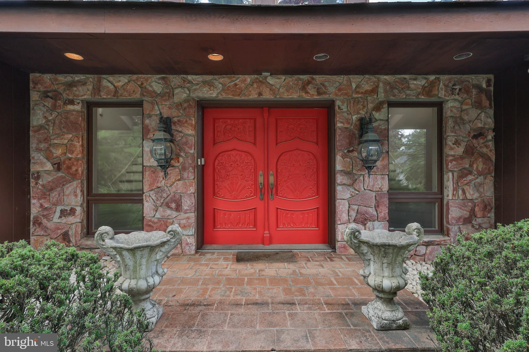 ROBIN HOOD - Residential