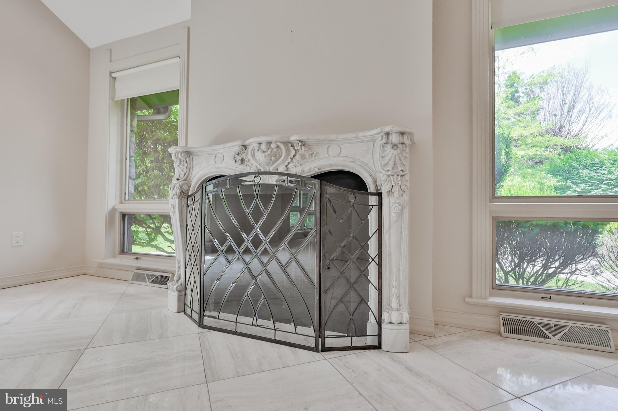 ROBIN HOOD - Residential