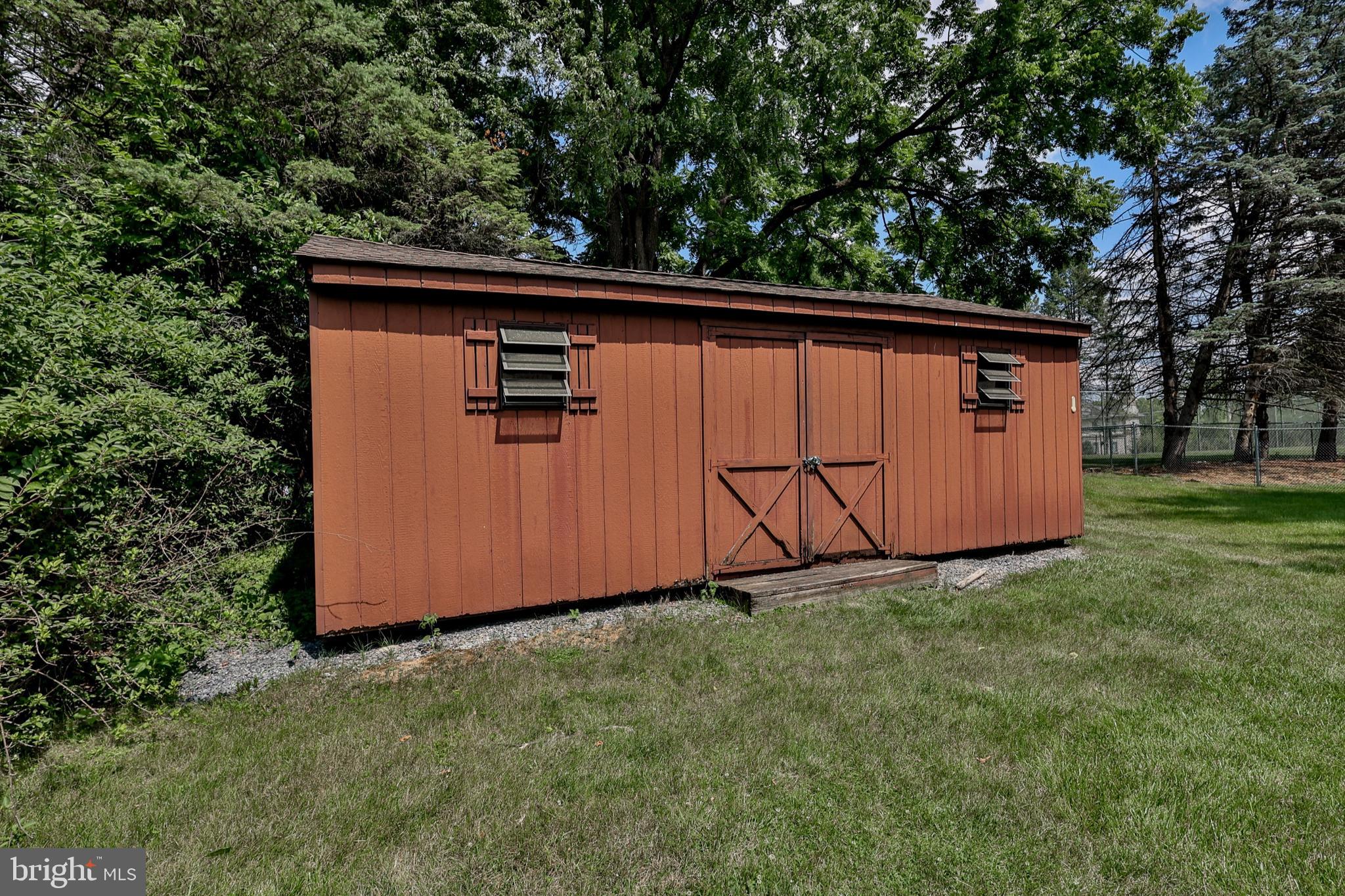 ROBIN HOOD - Residential