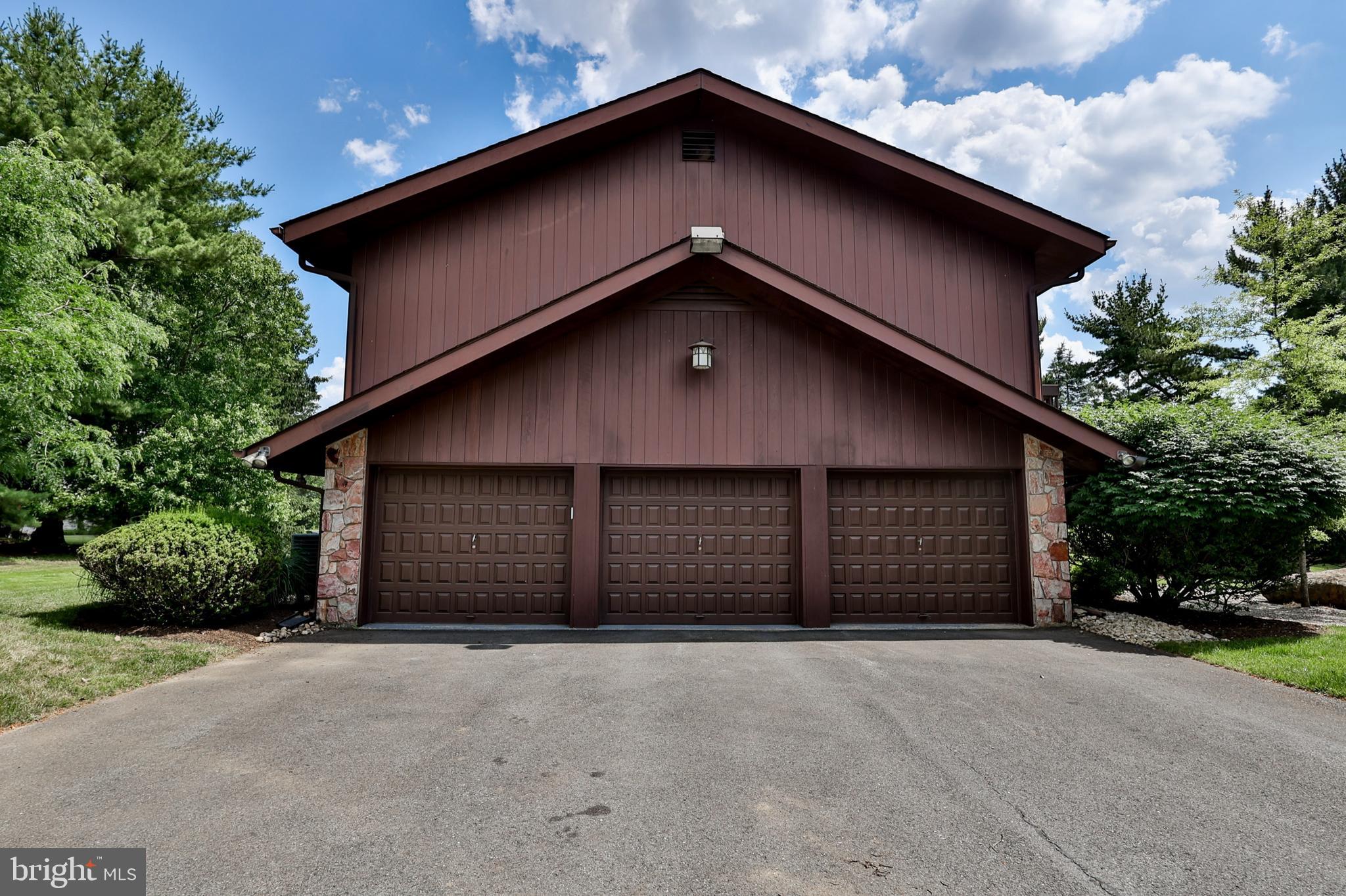 ROBIN HOOD - Residential