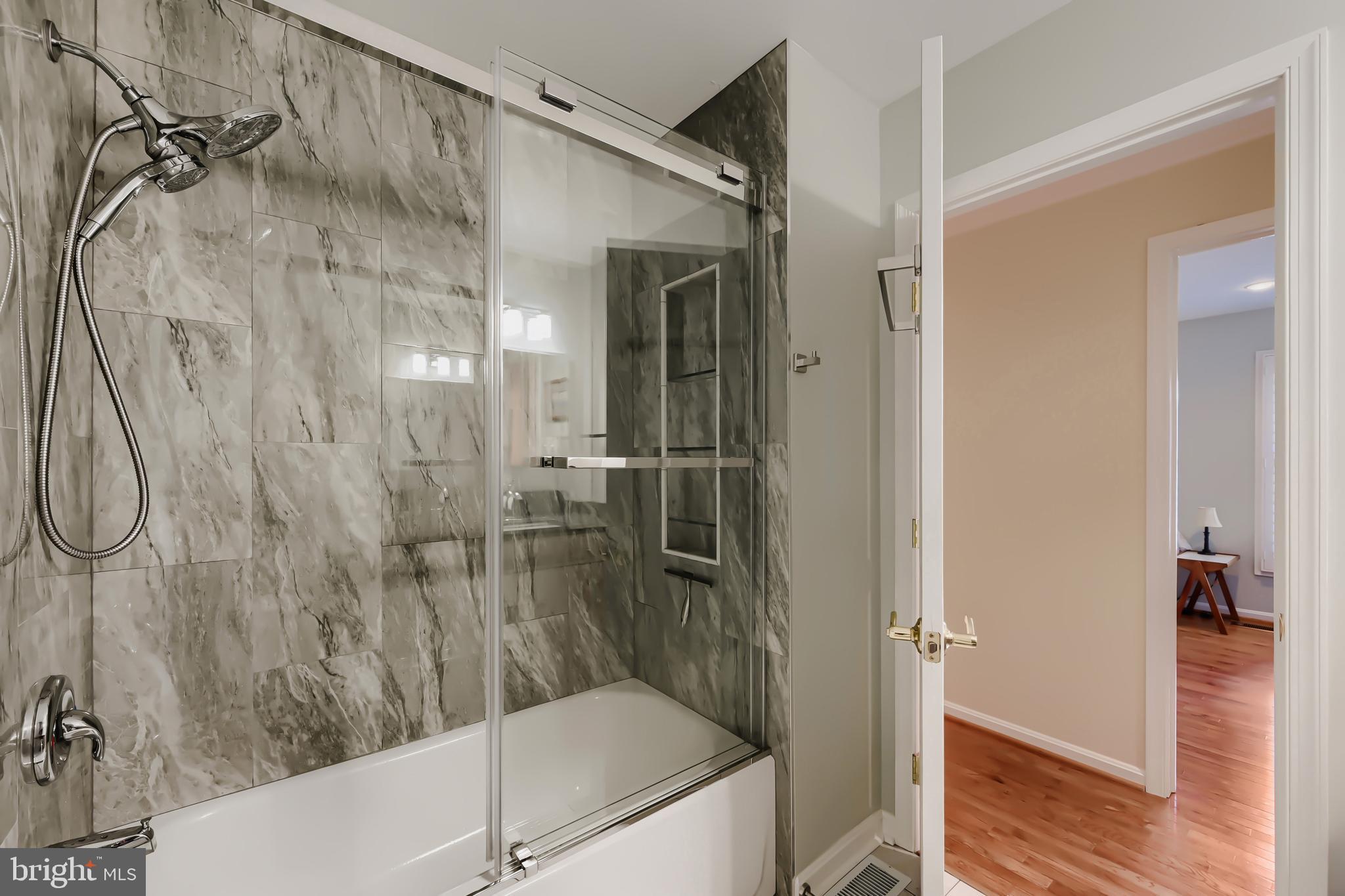 HAREWOOD PARK - Residential