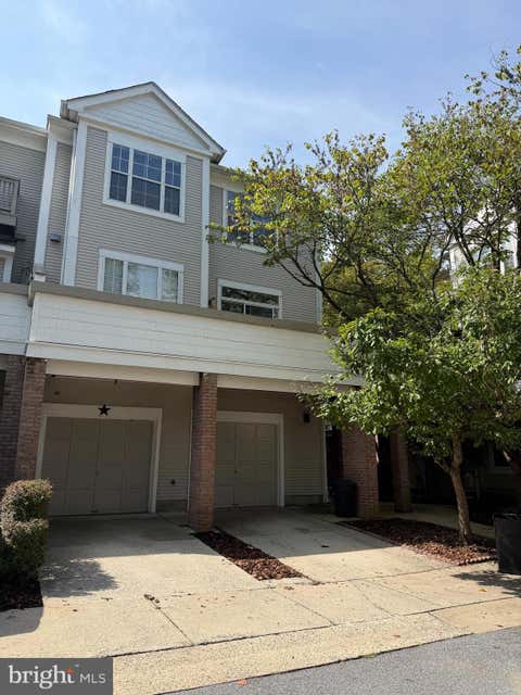 Townhouse For Sale - 10344 Royal Woods Court<br/> Montgomery County, MONTGOMERY VILLAGE, MD 20886